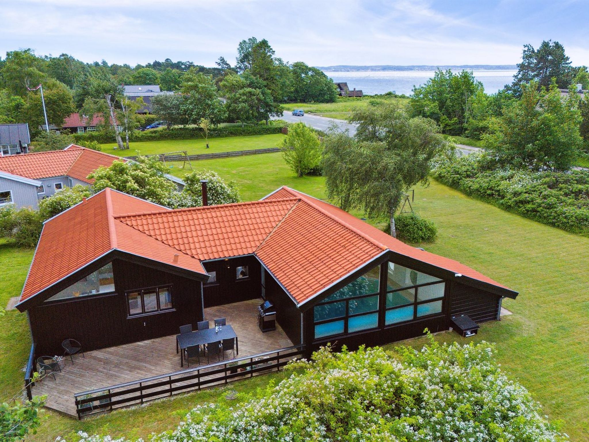 "Hermund" - 100m from the sea
