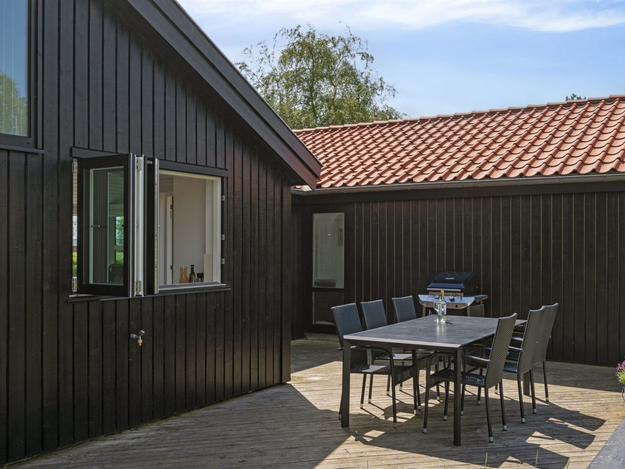 "Hermund" - 100m from the sea - Buiten