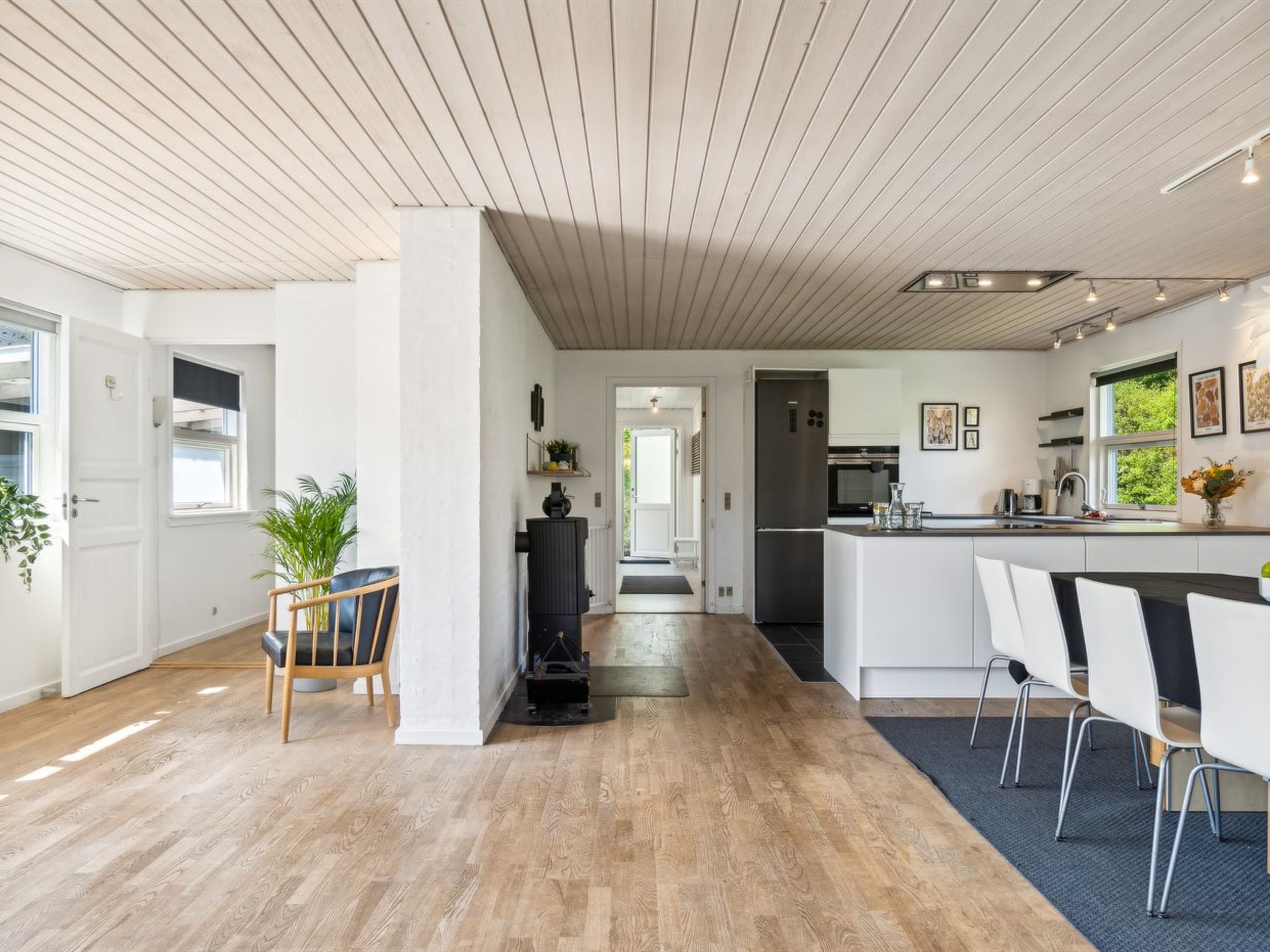 "Danja" - 1.7km from the sea-Binnen