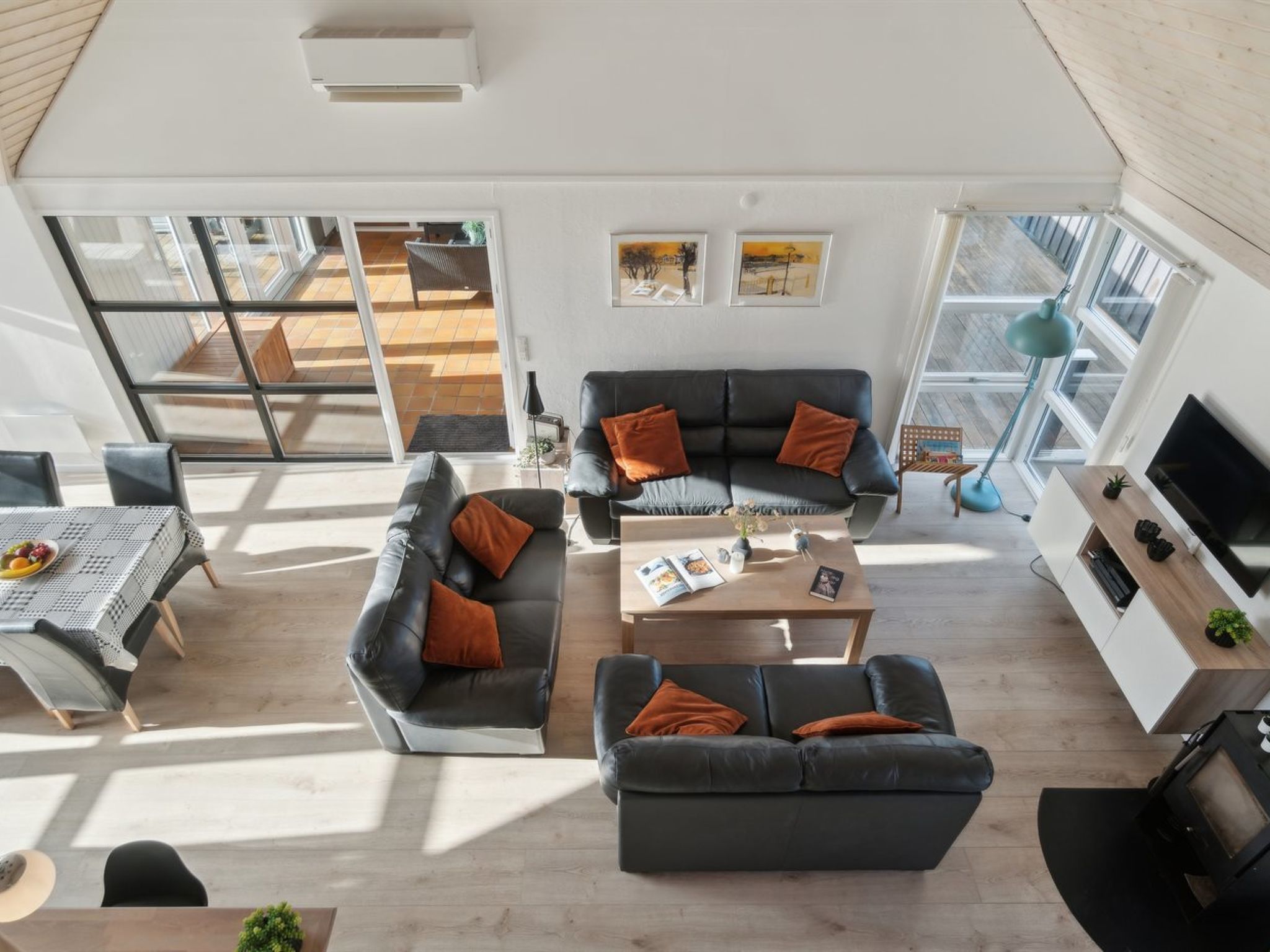 "Soeren" - 300m from the sea - Drinnen