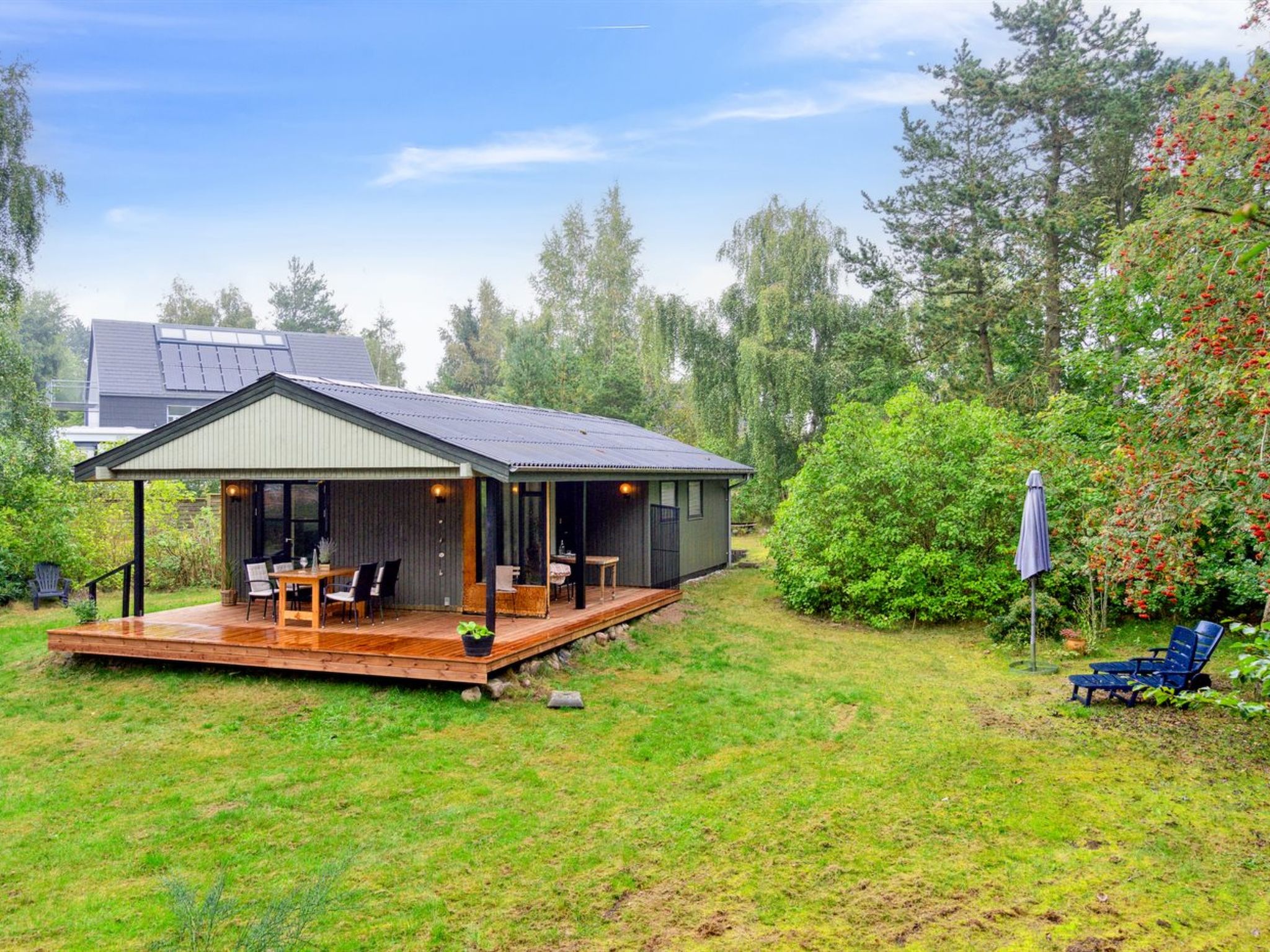 "Lavrans" - 1km from the sea - Buiten