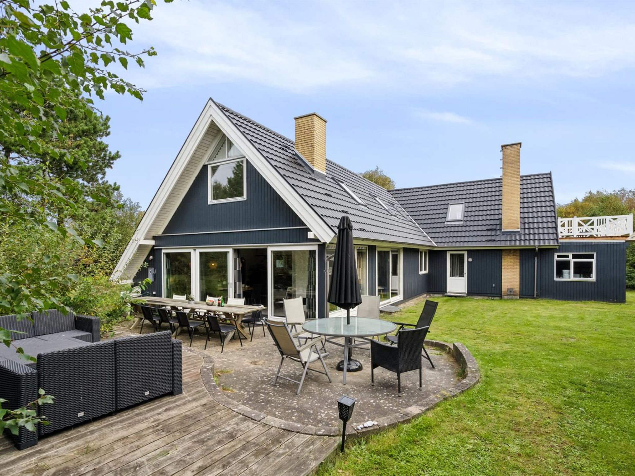 "Eugenie" - 100m from the sea - Buiten
