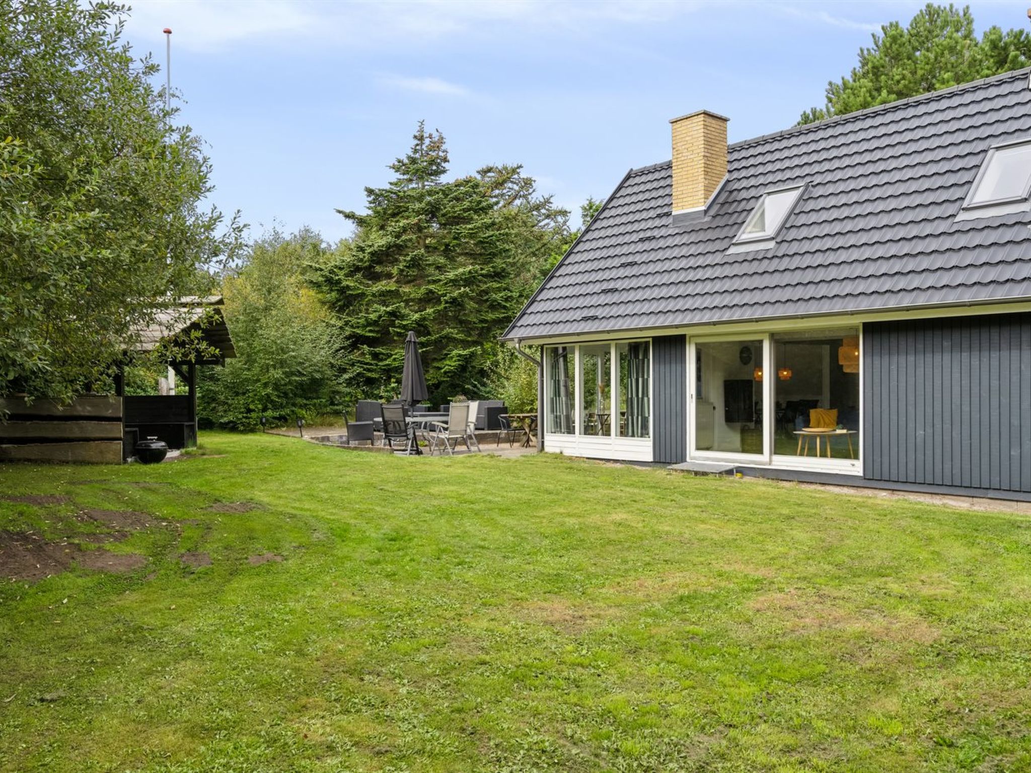 "Eugenie" - 100m from the sea - Buiten