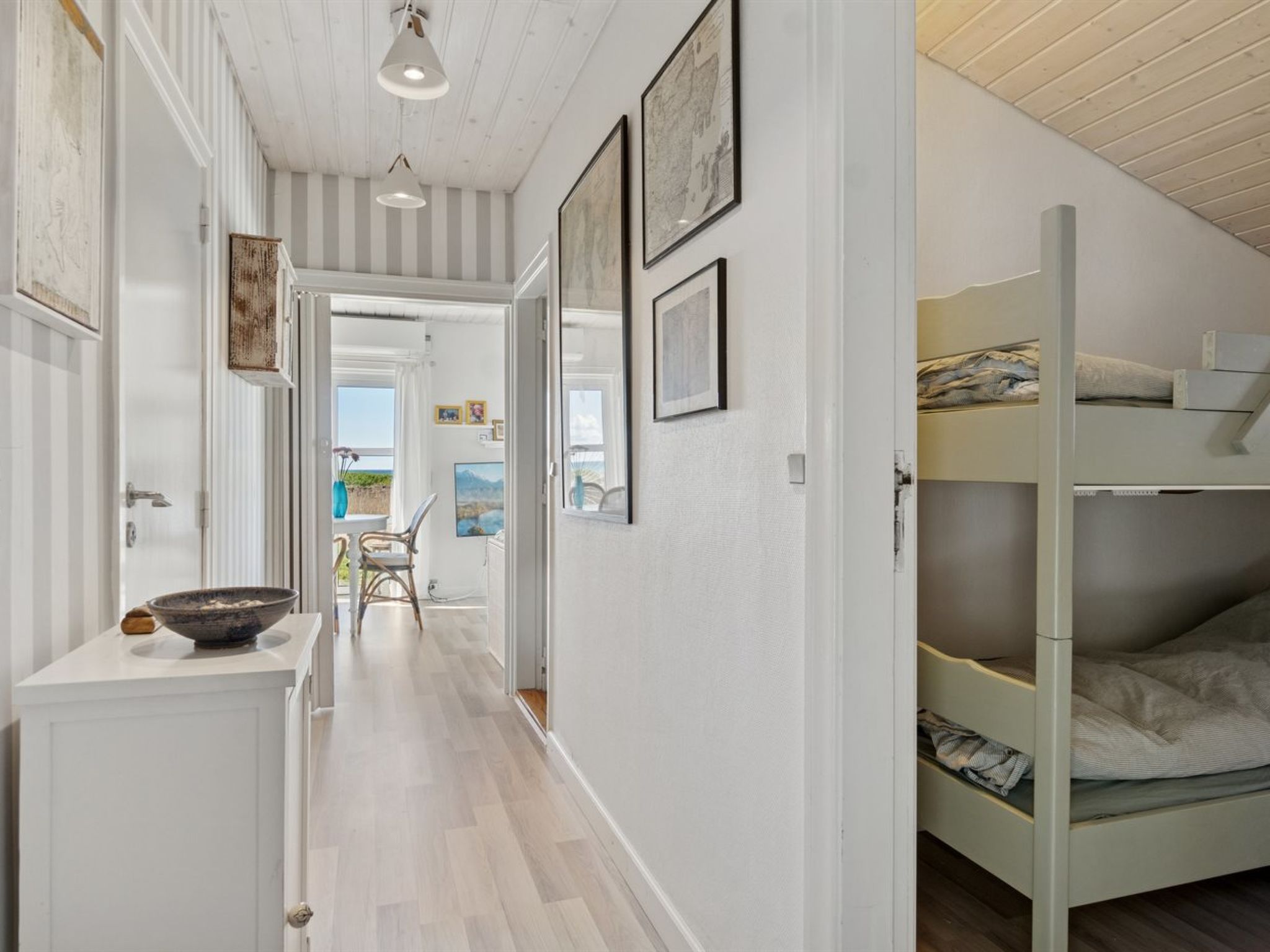 "Hening" - 50m from the sea - Binnen