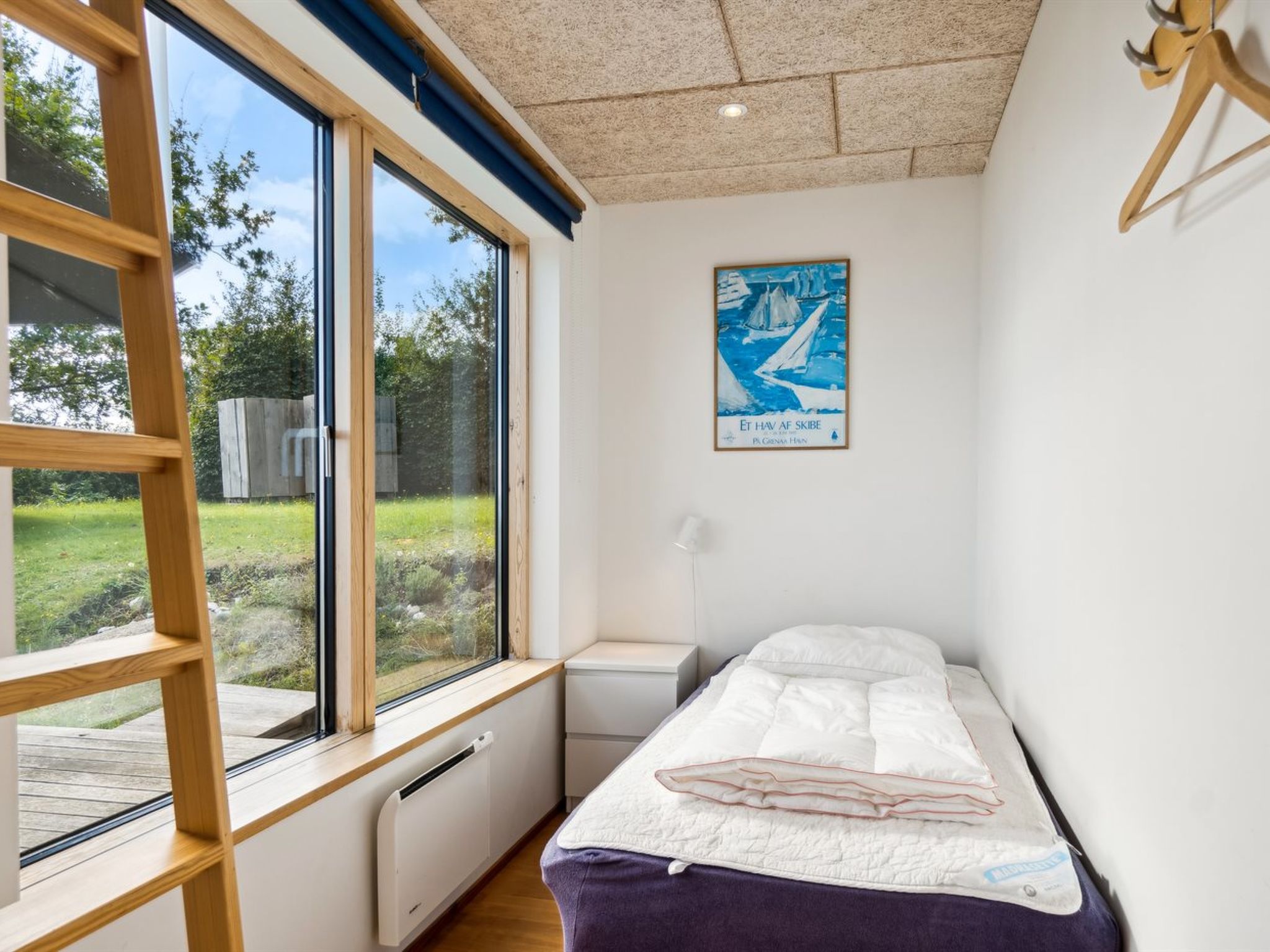 "Alfhild" - 30m from the sea - Binnen