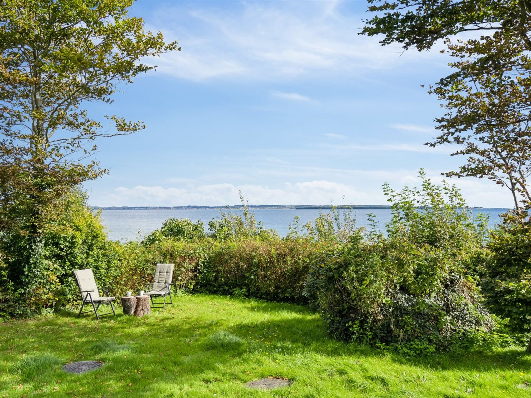 "Alfhild" - 30m from the sea - Buiten