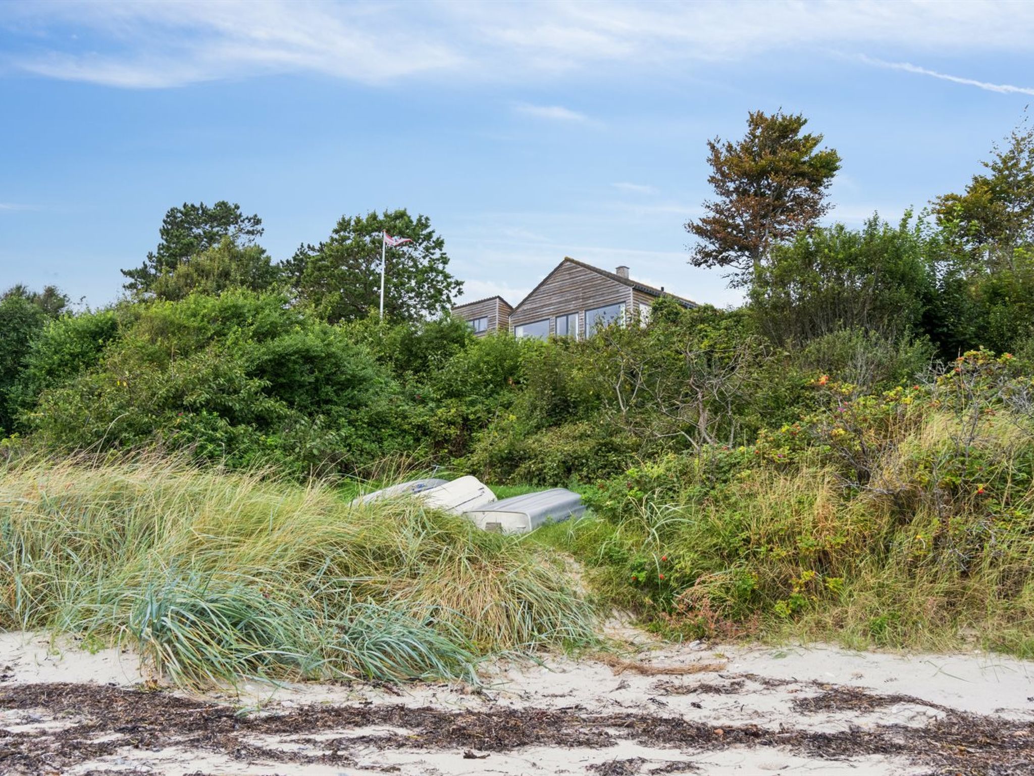 "Alfhild" - 30m from the sea - Buiten