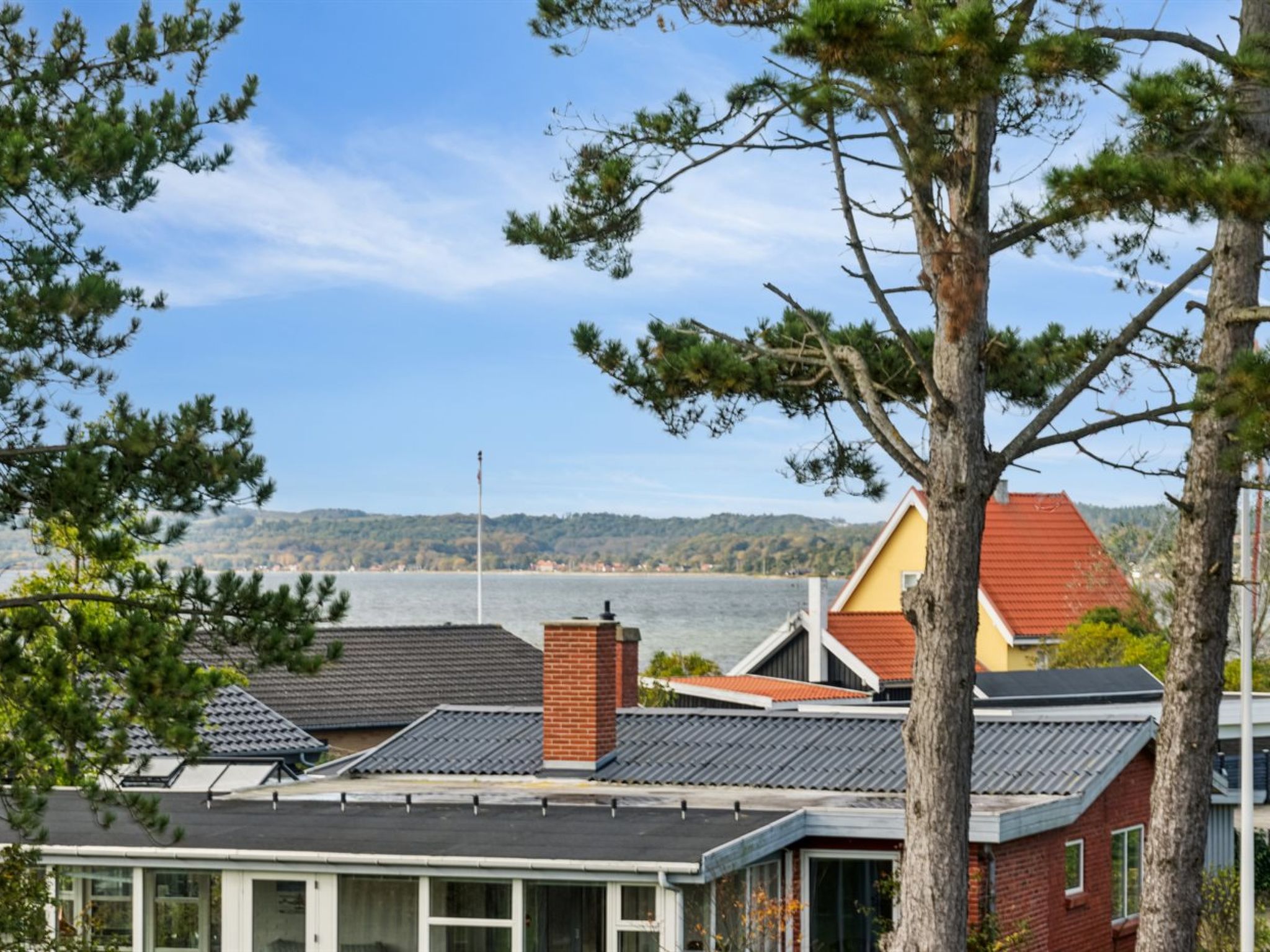 "Elmeri" - 200m from the sea - Buiten