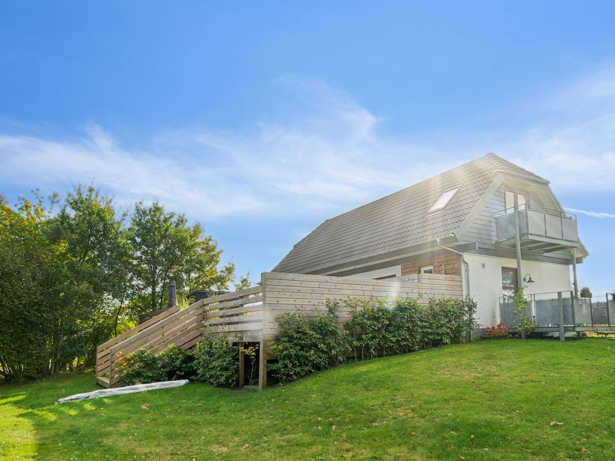 "Elmeri" - 200m from the sea - Buiten