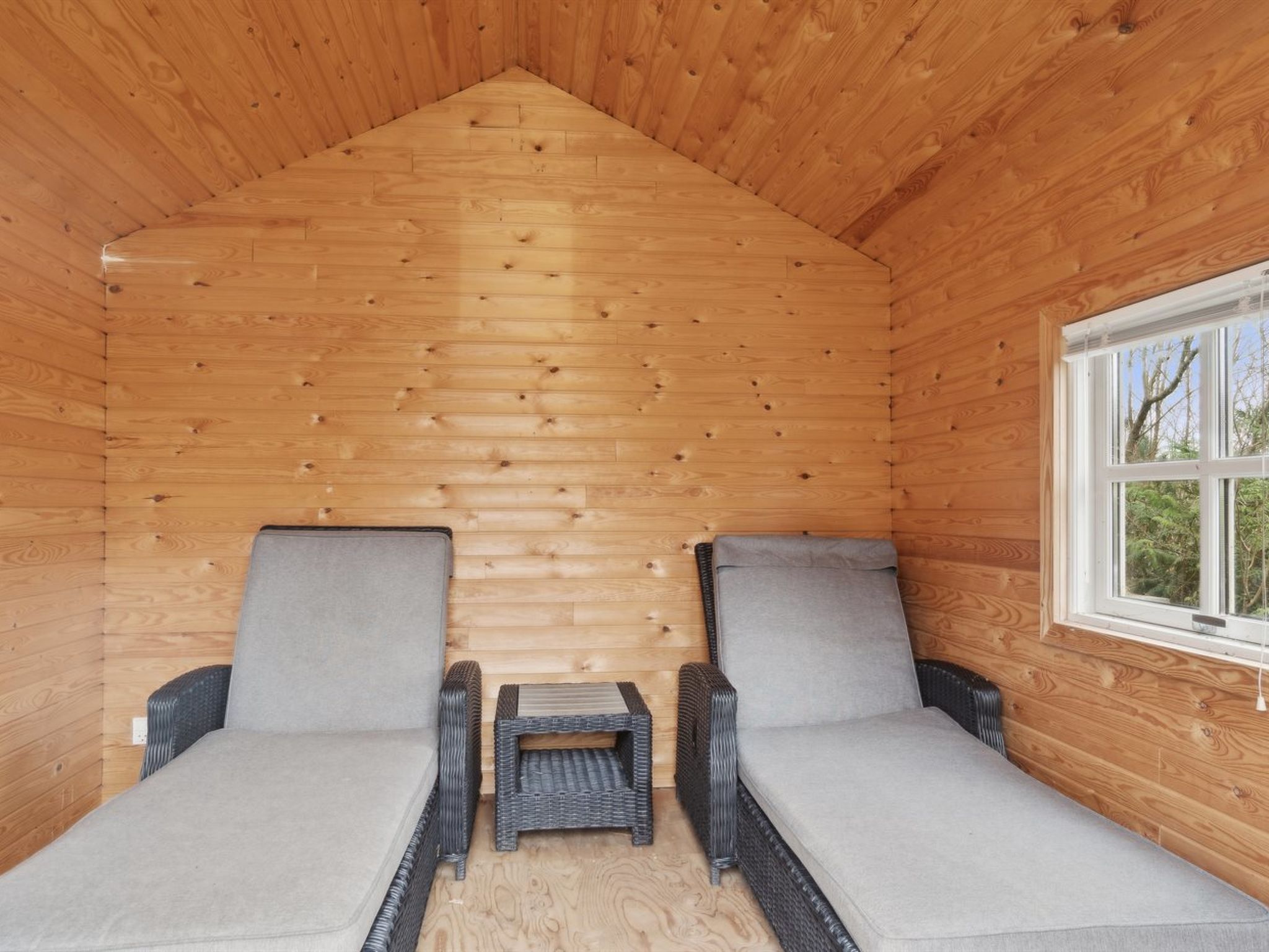 "Ingert" - 1km from the sea-Binnen