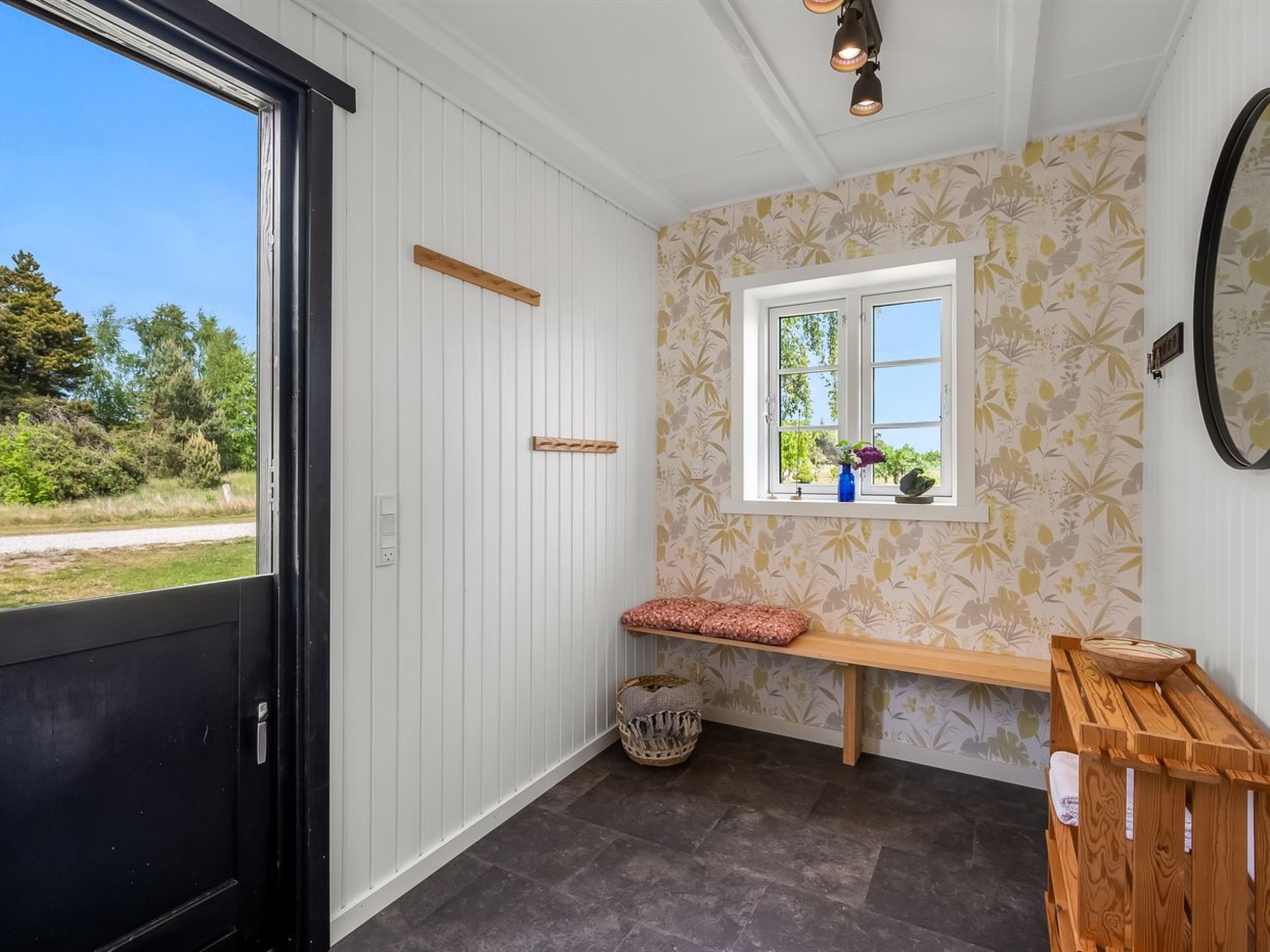"Blomma" - 800m from the sea-Binnen