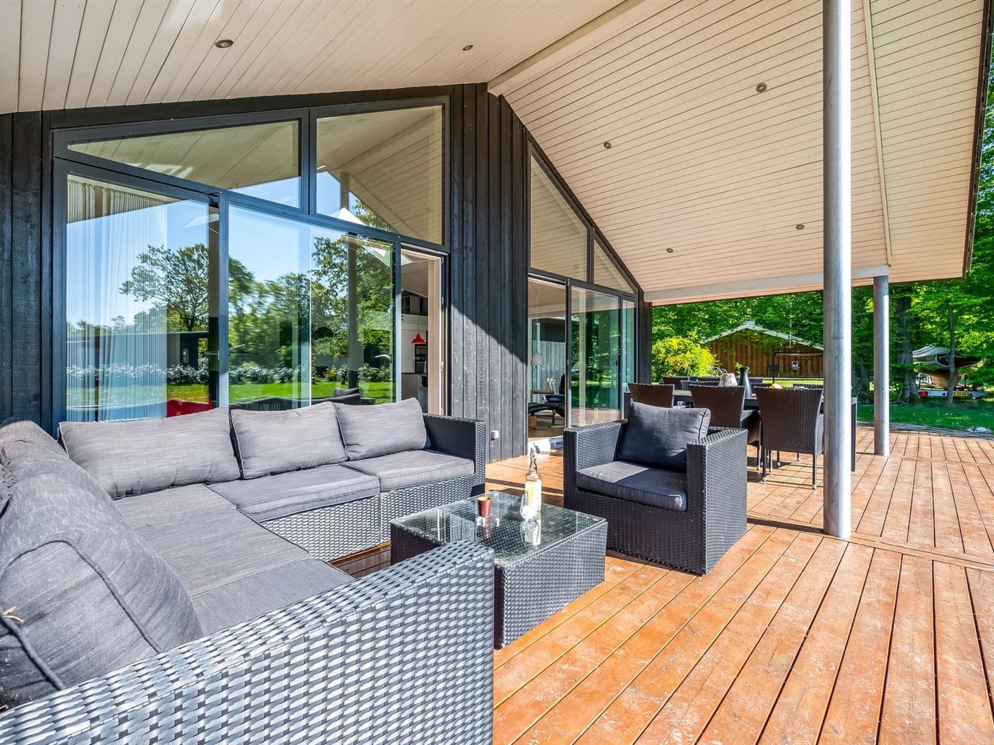 "Erlinda" - 300m from the sea - Buiten