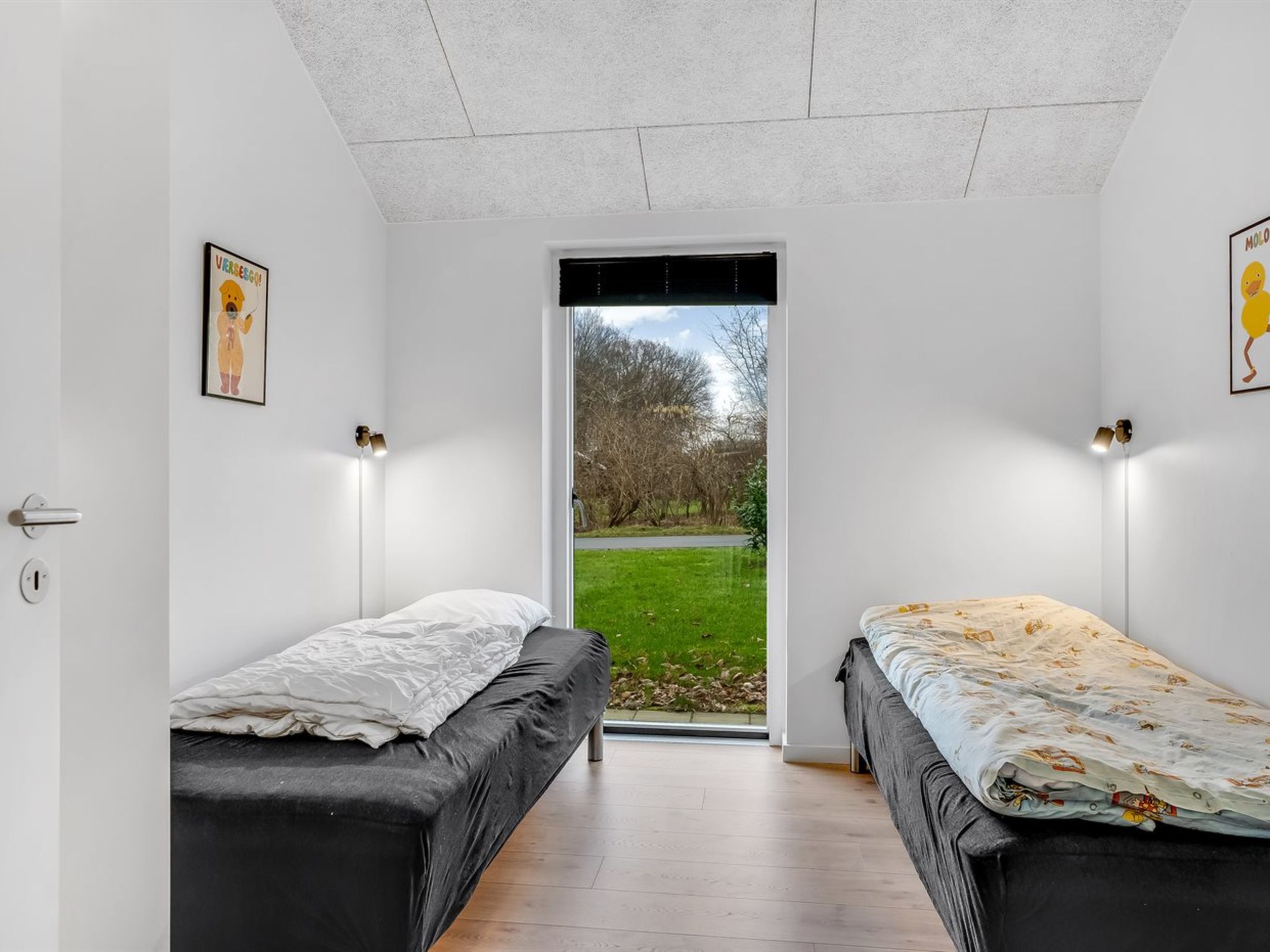 "Erlinda" - 300m from the sea - Binnen