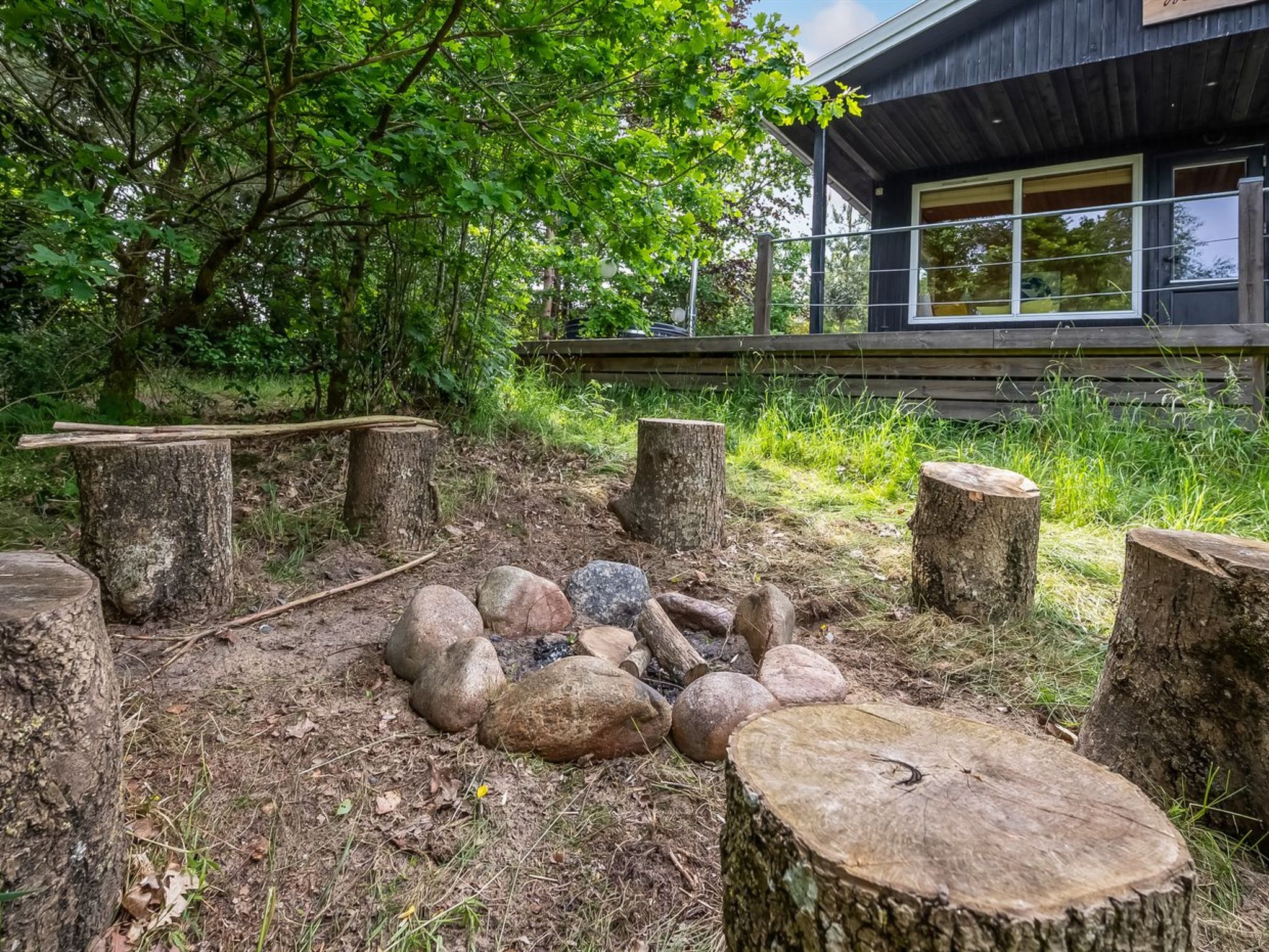 "Gunward" - 3km from the sea-Draußen