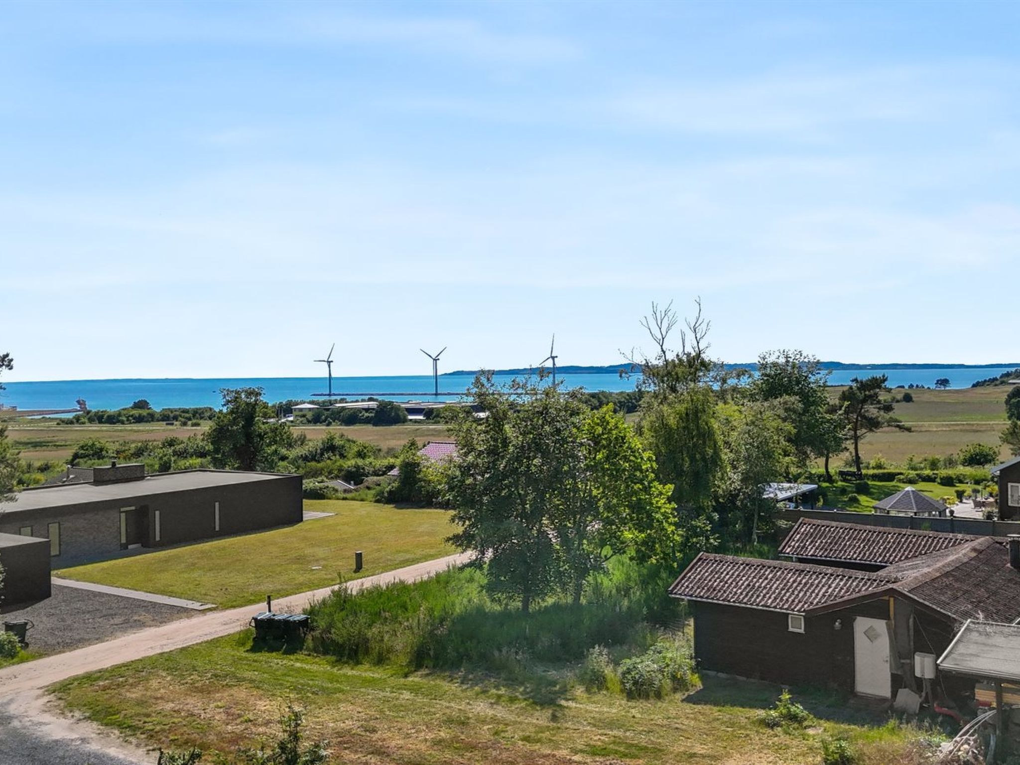 "Arjuna" - 750m from the sea - Outside