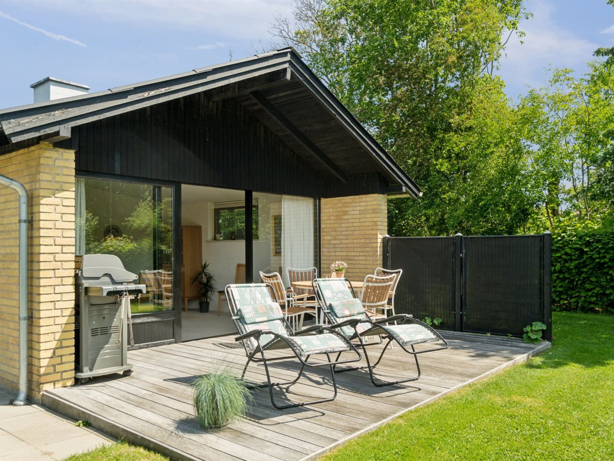 "Mechthild" - 700m from the sea-Outside
