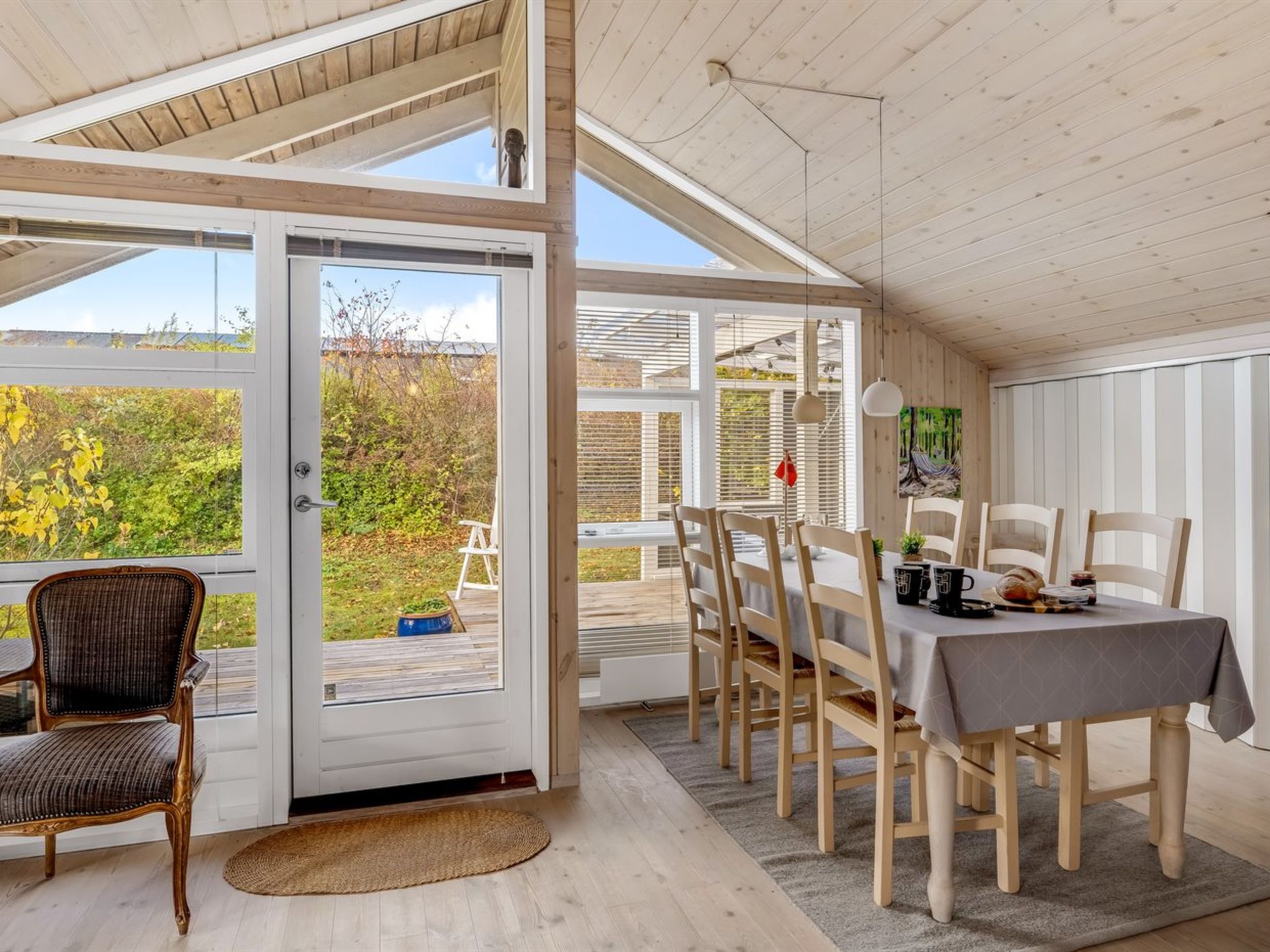 "Leeve" - 1.3km from the sea