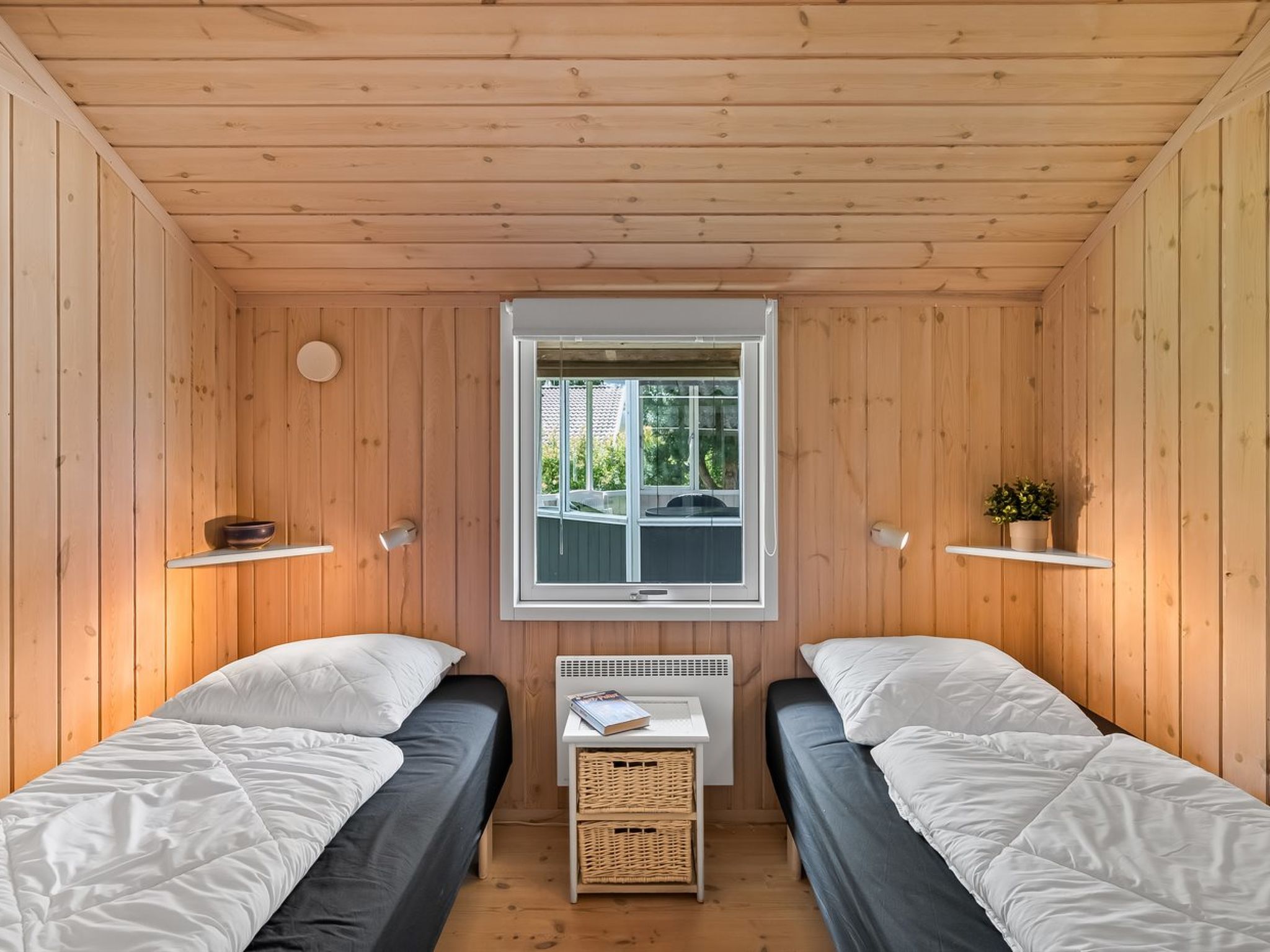 "Leeve" - 1.3km from the sea-Dedans