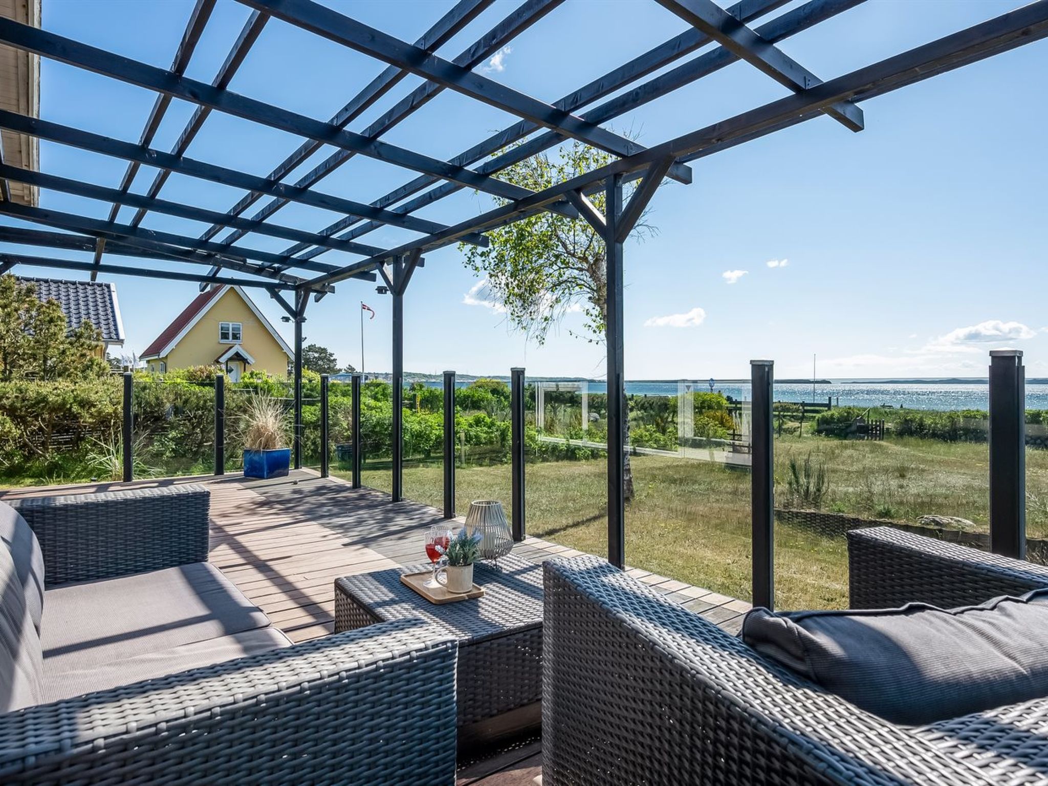"Soini" - 50m from the sea-Dehors