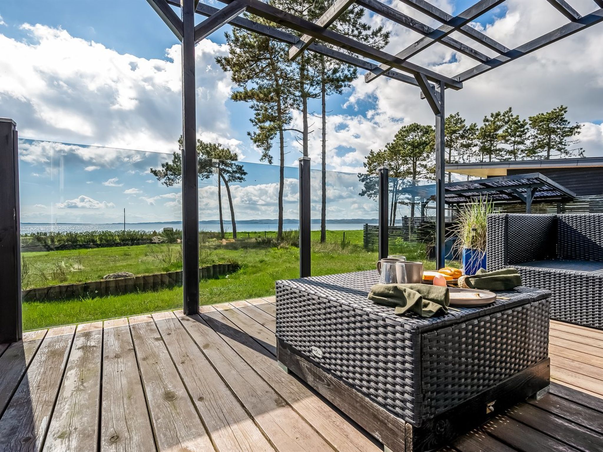 "Soini" - 50m from the sea-Dehors