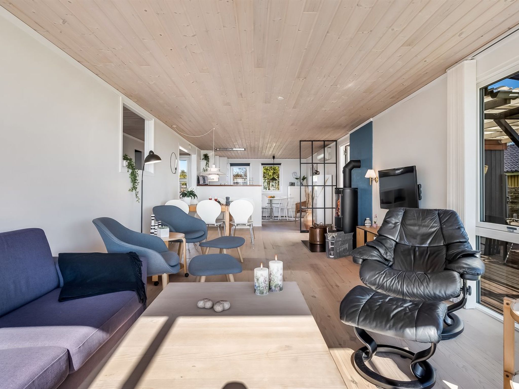 "Soini" - 50m from the sea - Binnen