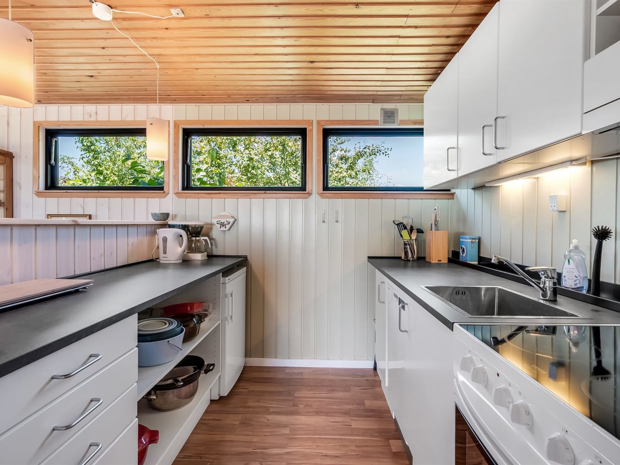 "Tatianna" - 100m from the sea-Inside