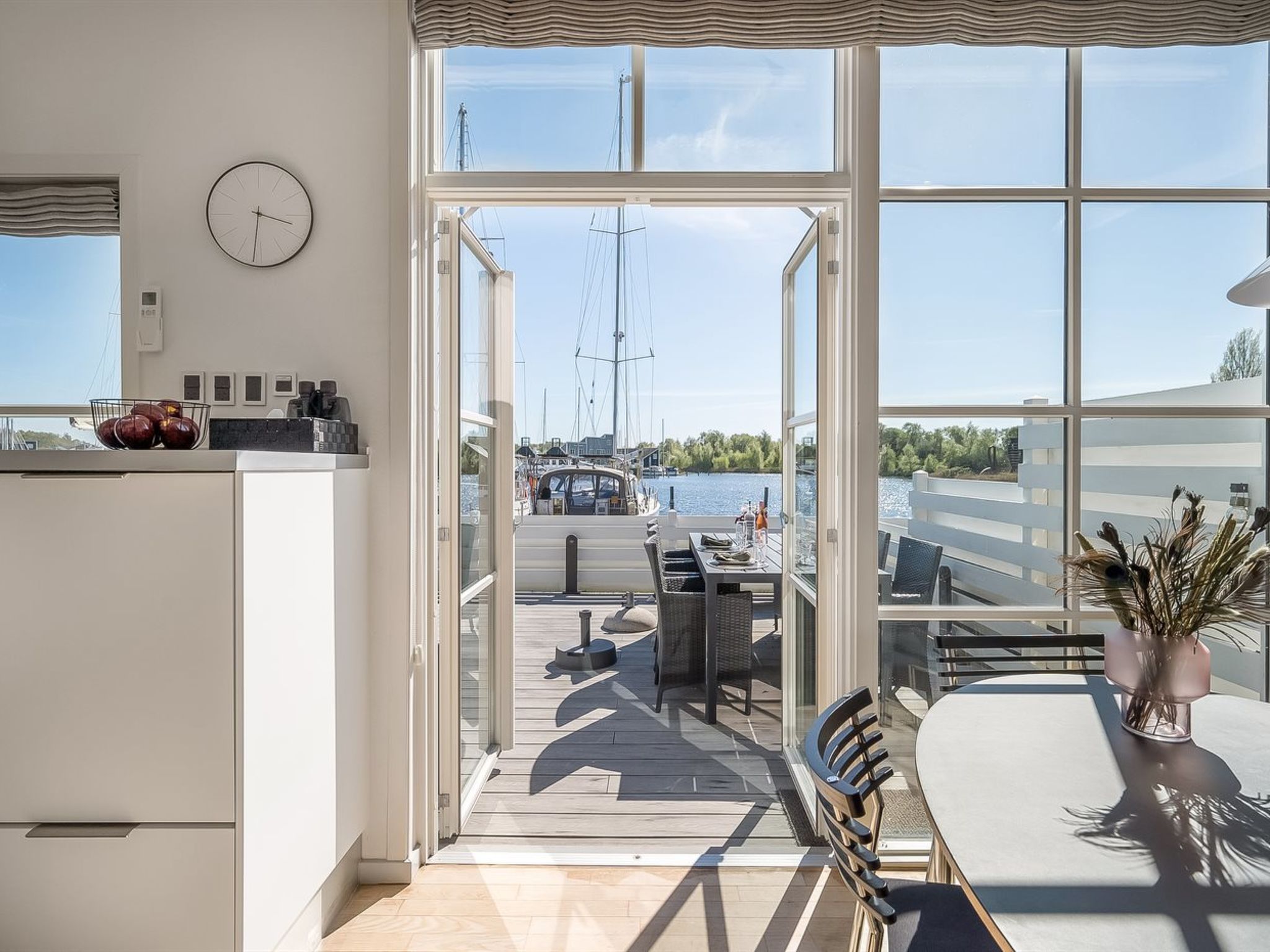 "Thorbergh" - 10m from the sea-Inside