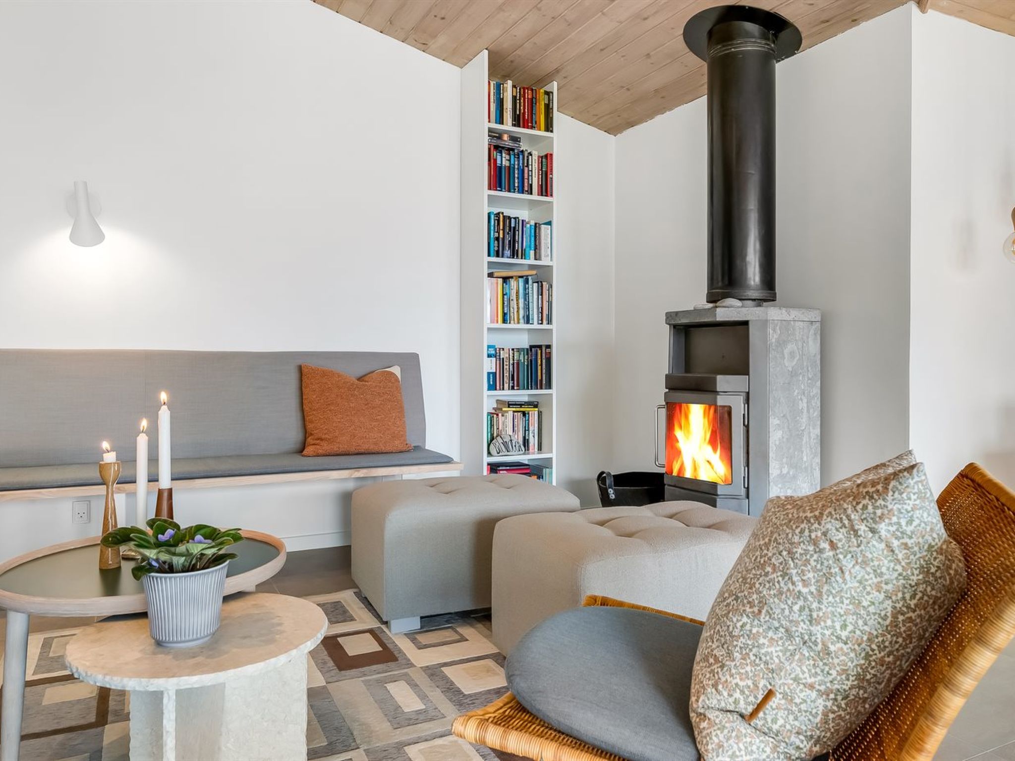 "Donka" - 25m from the sea - Binnen
