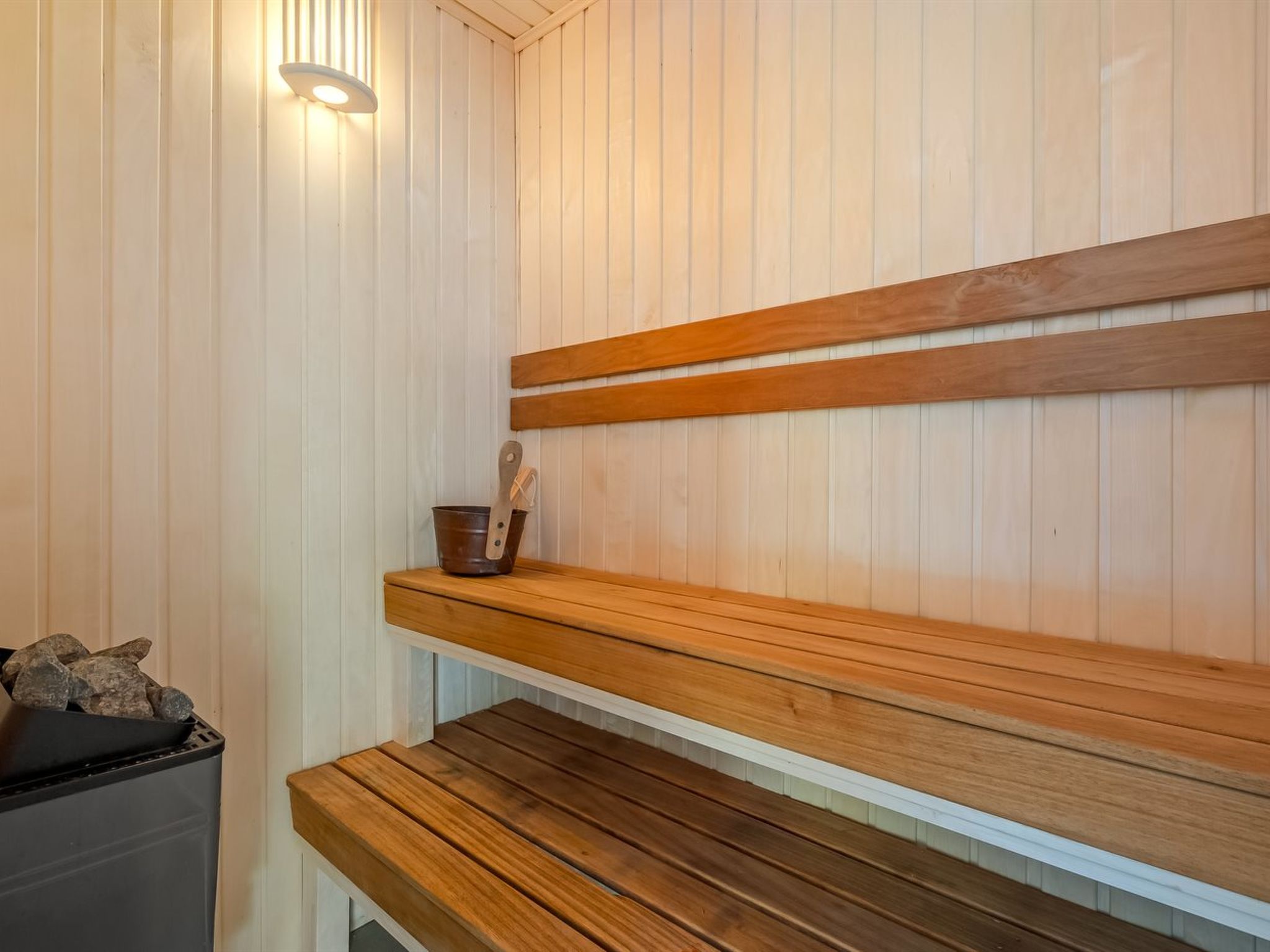 "Donka" - 25m from the sea - Binnen