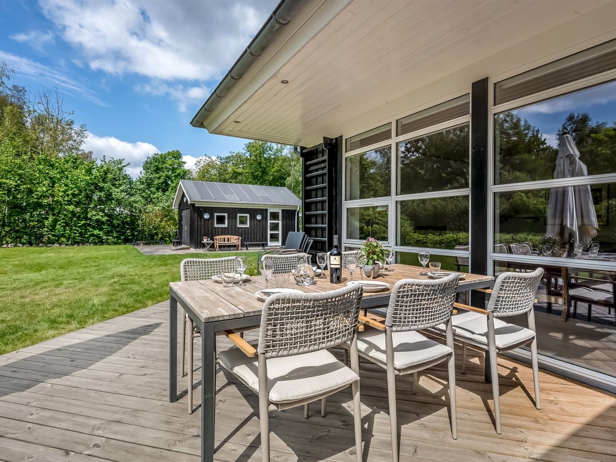 "Jyrki" - 100m from the sea-Draußen