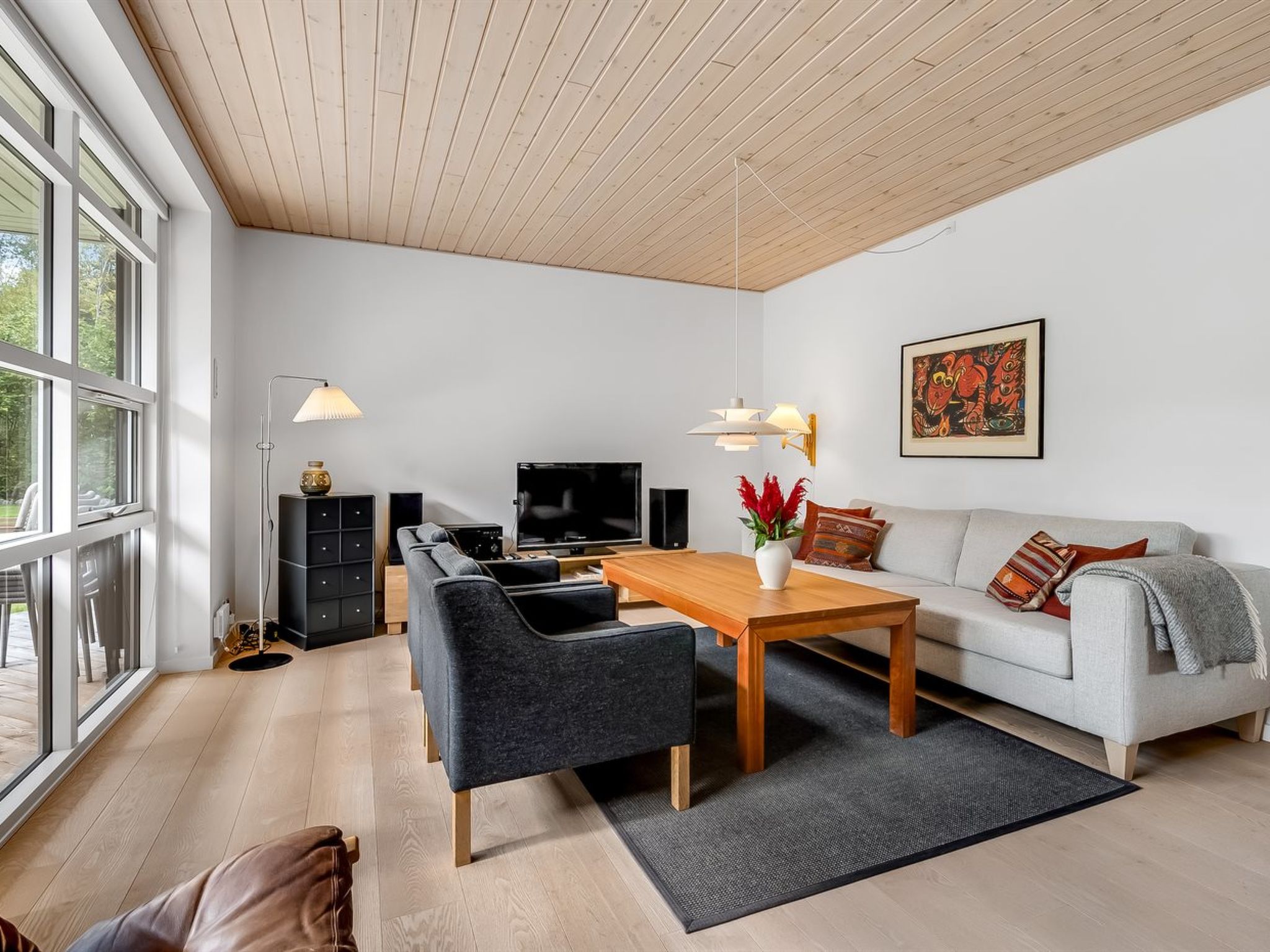"Jyrki" - 100m from the sea-Drinnen
