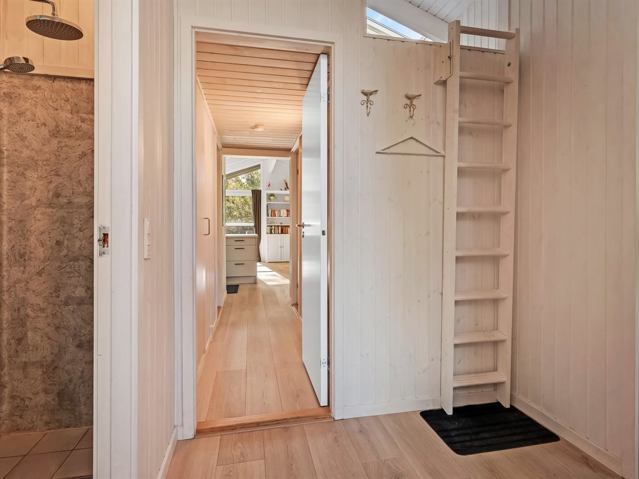 "Edvard" - 300m from the sea - Dedans