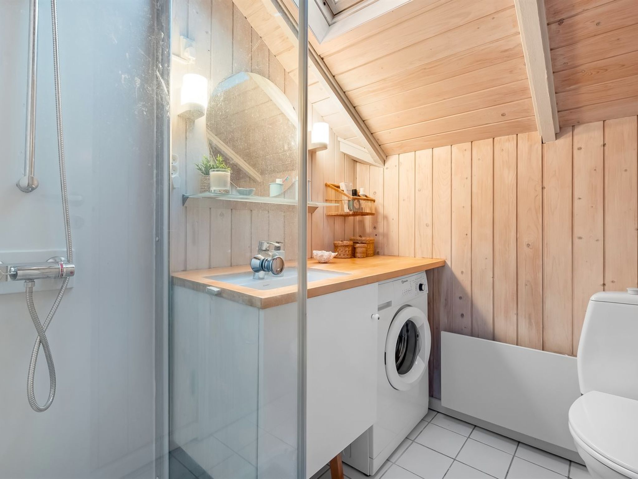 "Lenny" - 500m from the sea-Inside