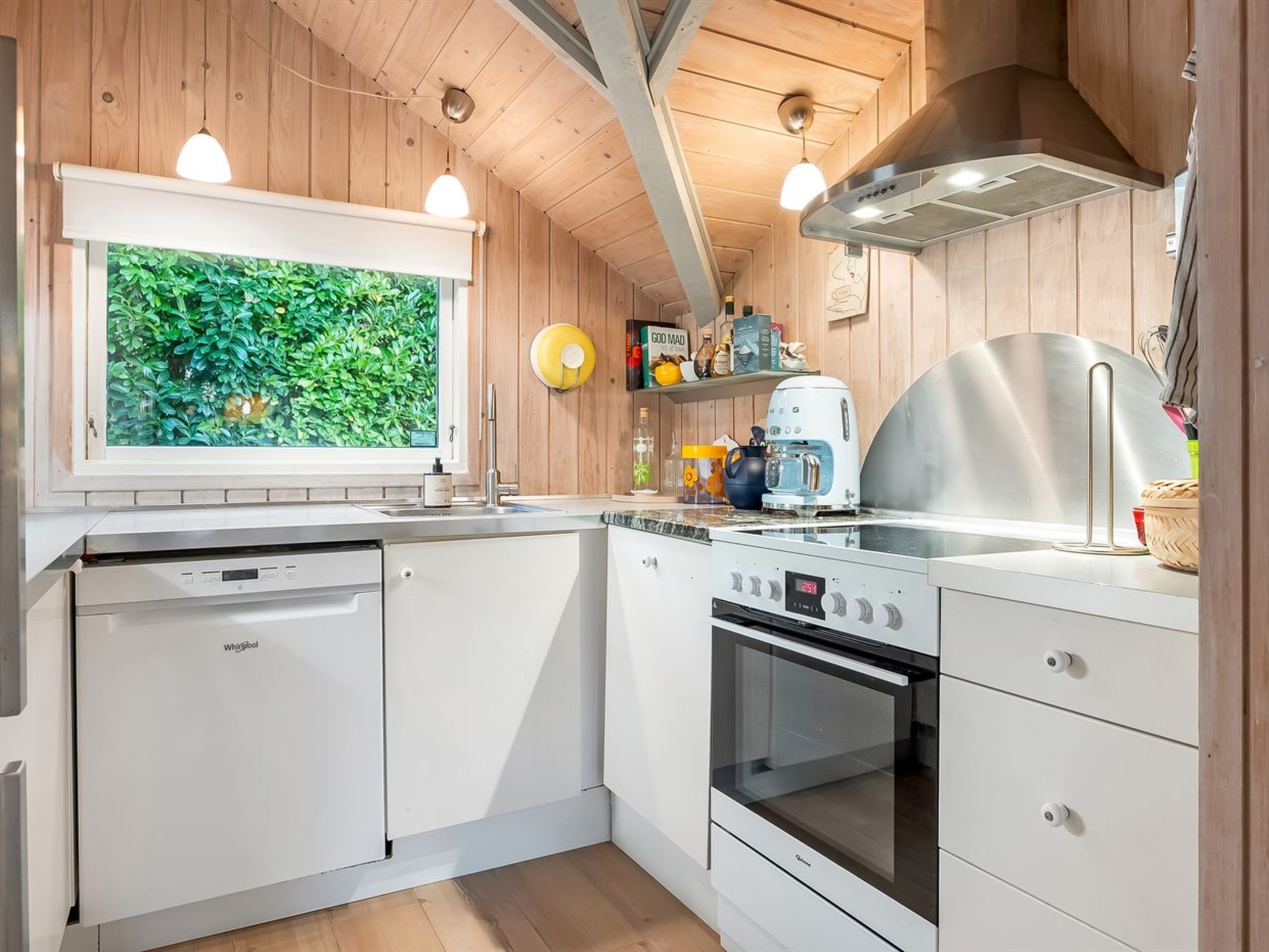 "Lenny" - 500m from the sea-Inside