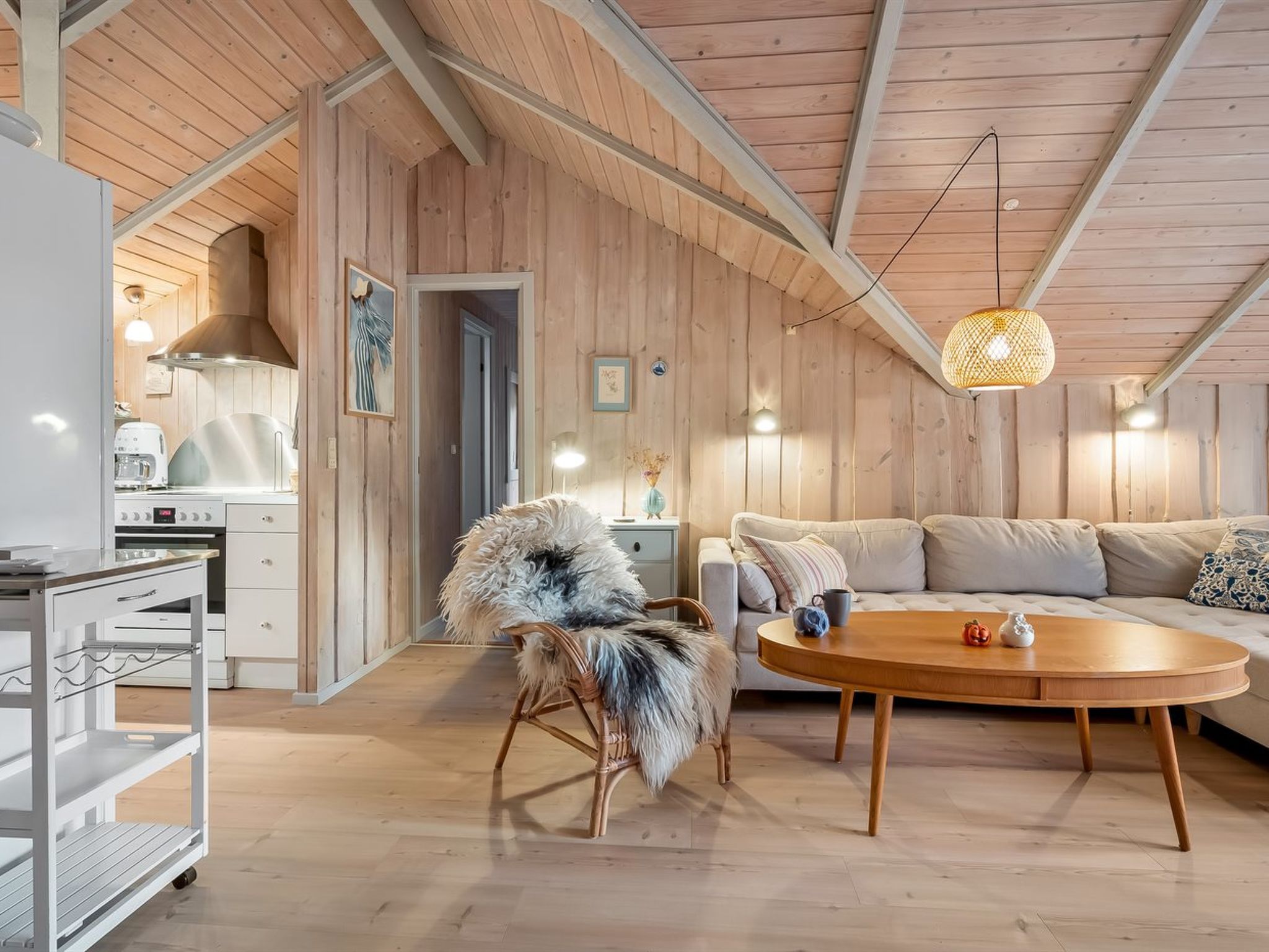 "Lenny" - 500m from the sea-Inside