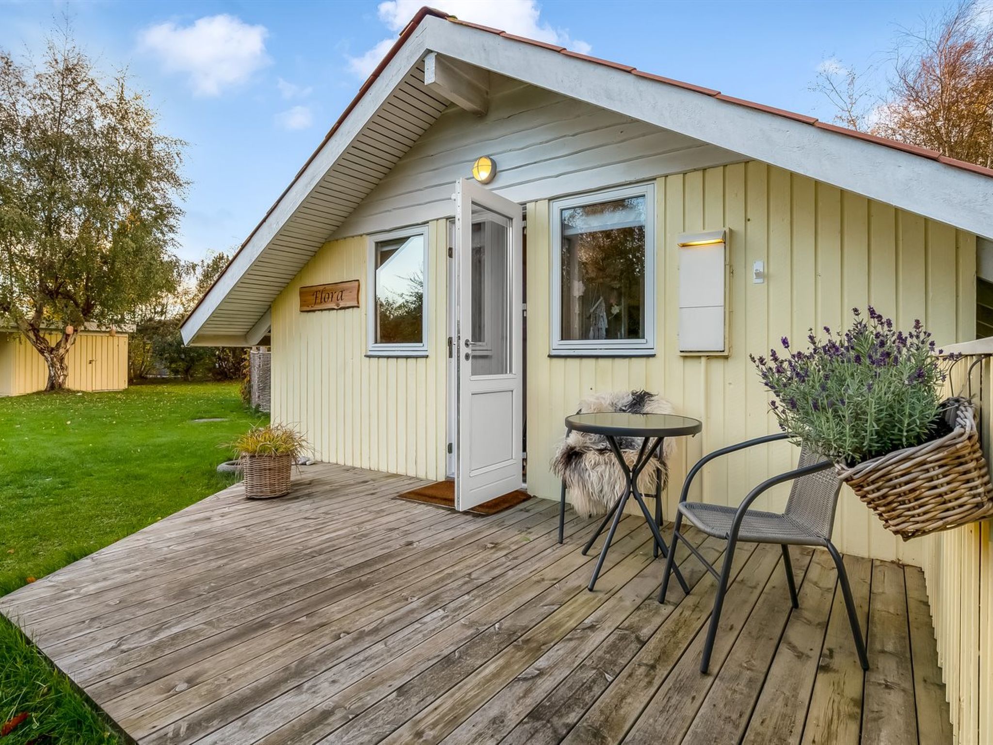 "Lenny" - 500m from the sea-Outside