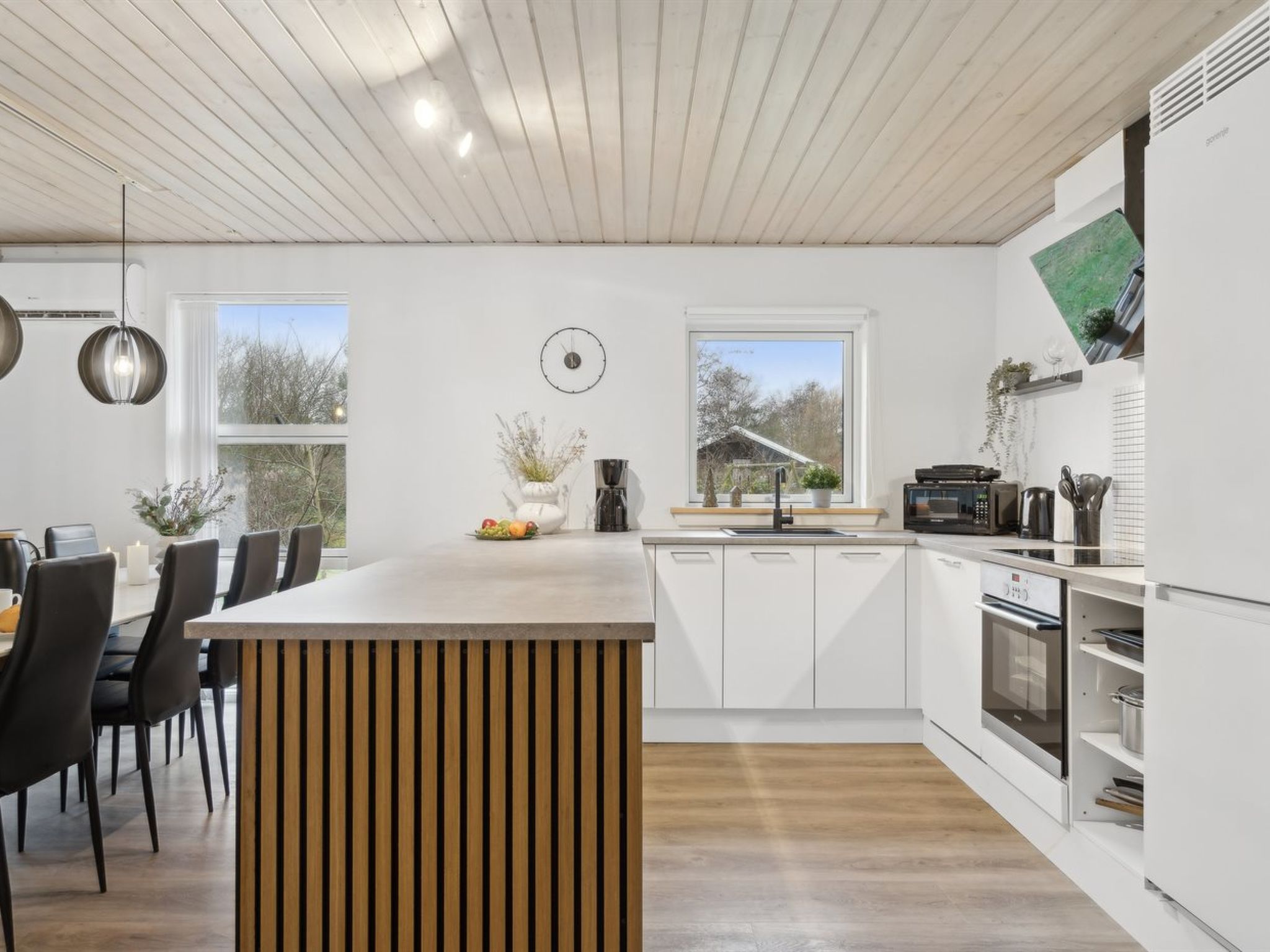 "Thurgot" - 100m from the sea-Dedans