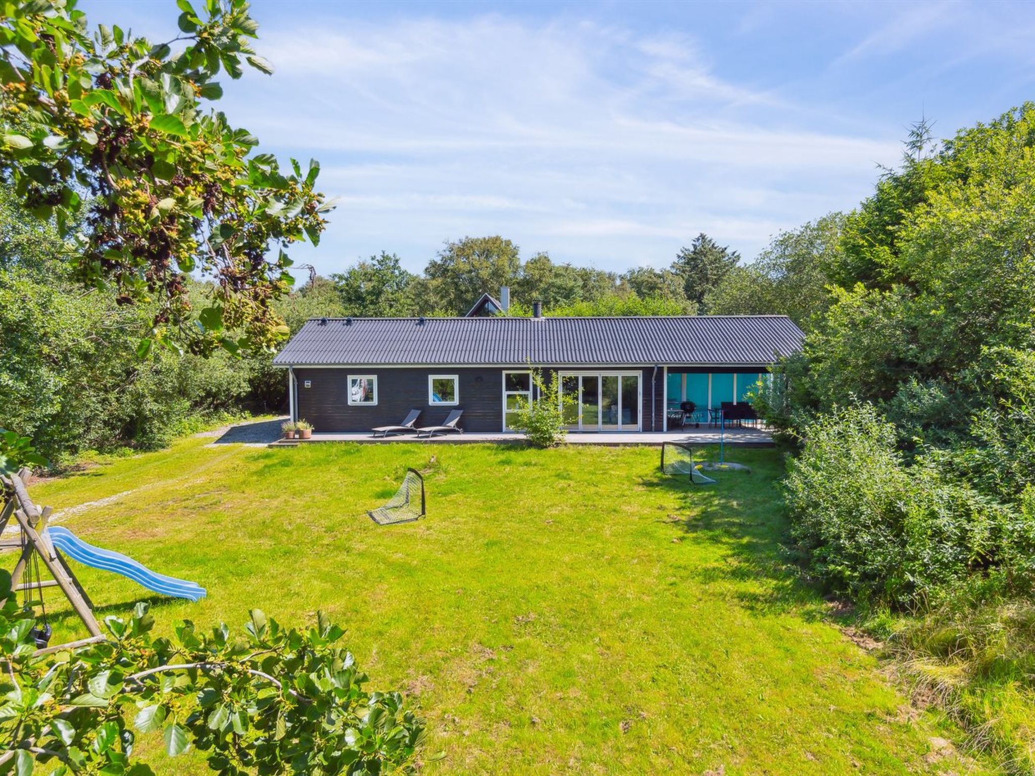 "Thurgot" - 100m from the sea