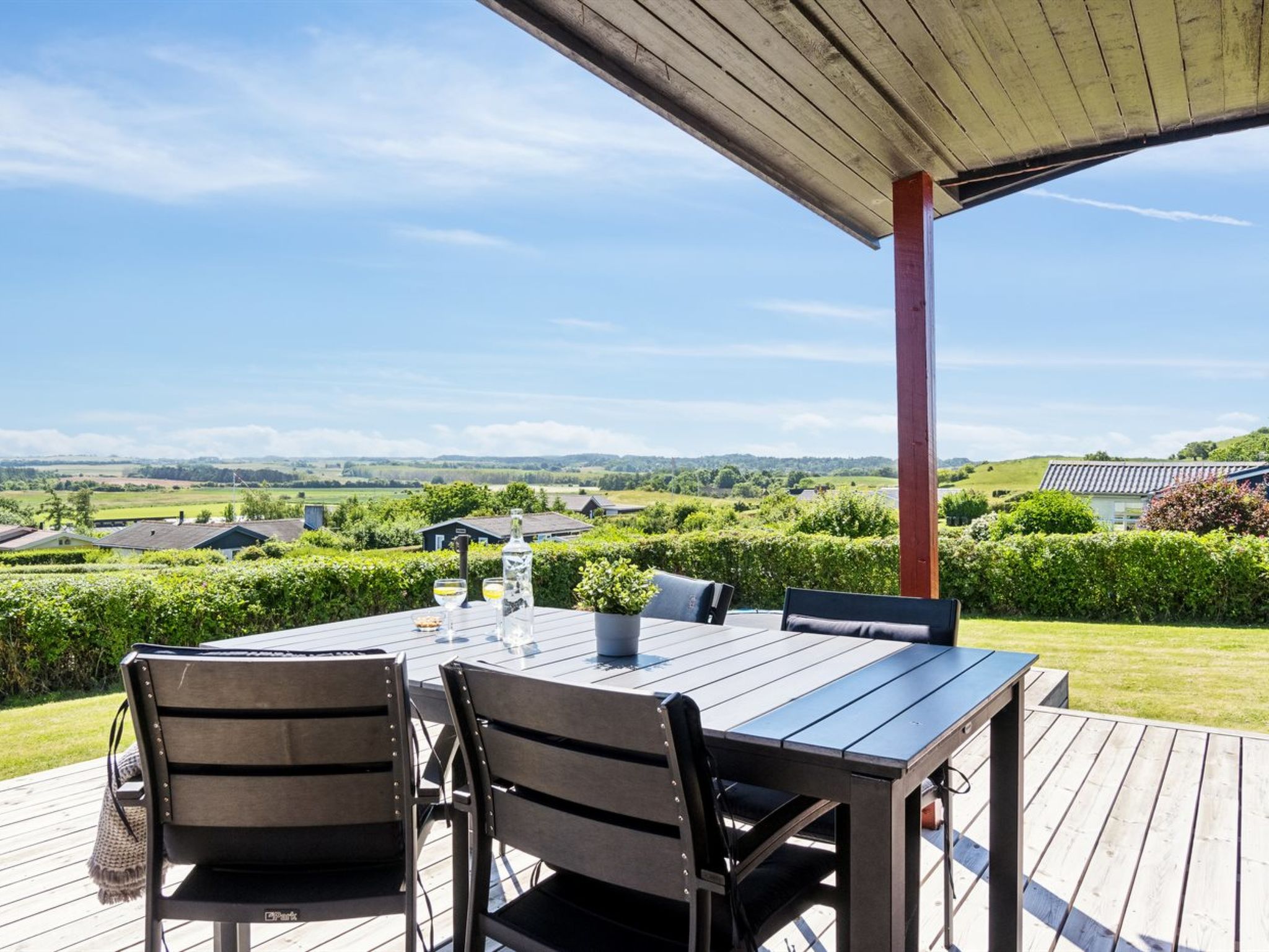 "Joseph" - 500m from the sea-Buiten