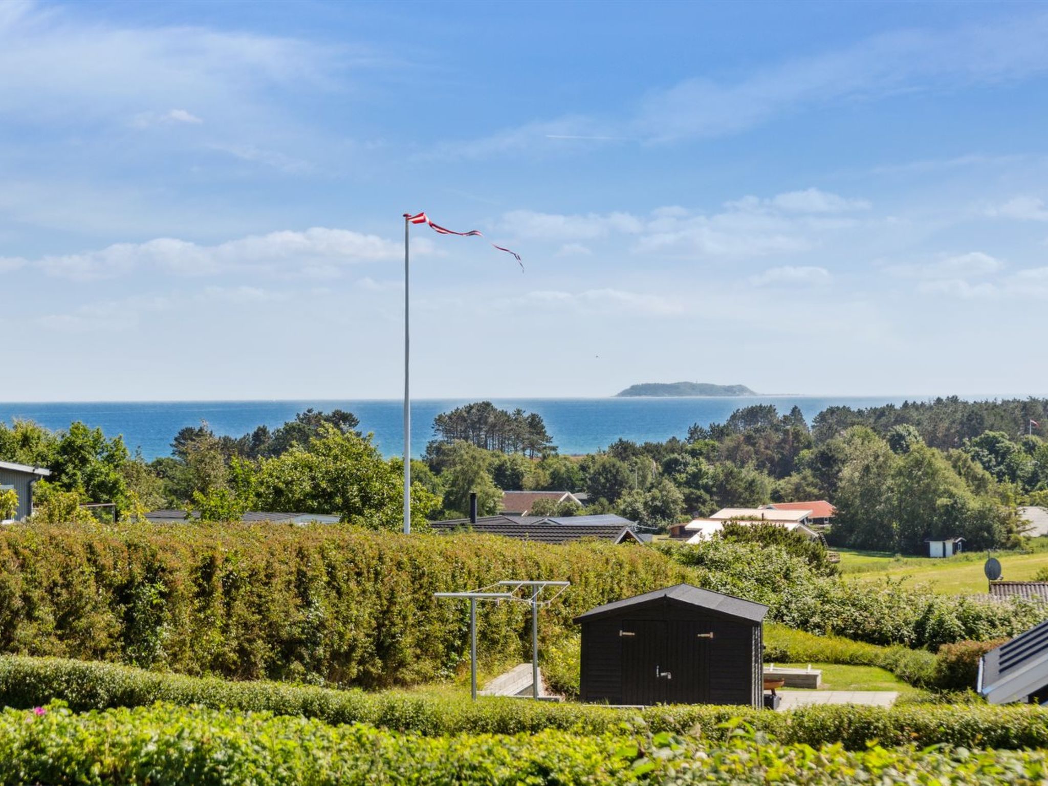 "Joseph" - 500m from the sea-Buiten