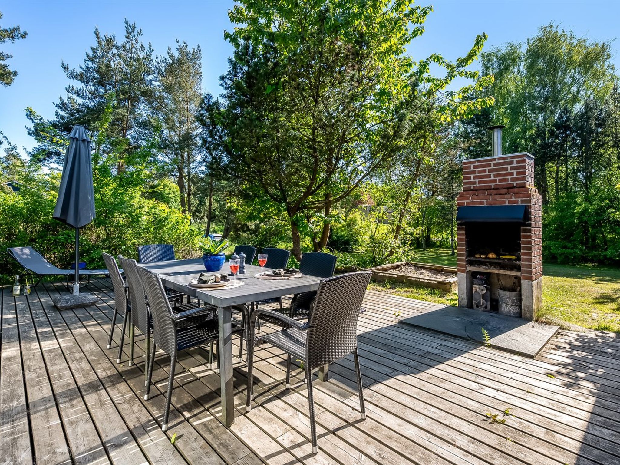 "Simjanka" - 800m from the sea-Draußen