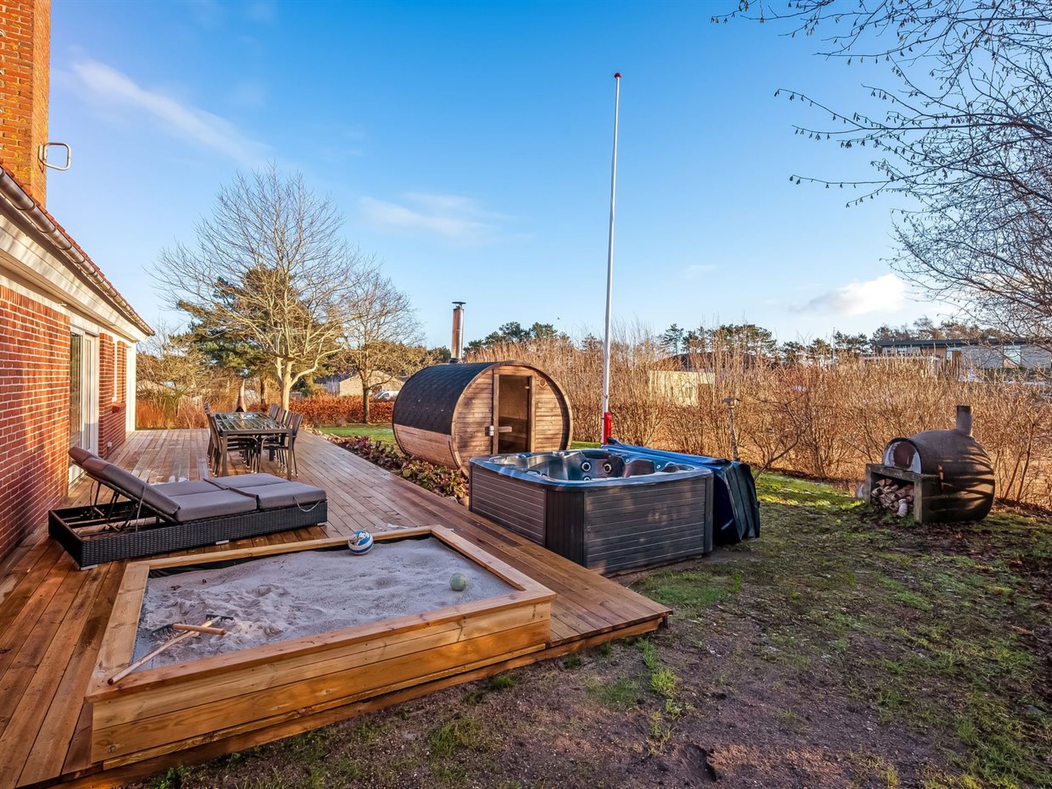 "Cyrill" - 2km from the sea