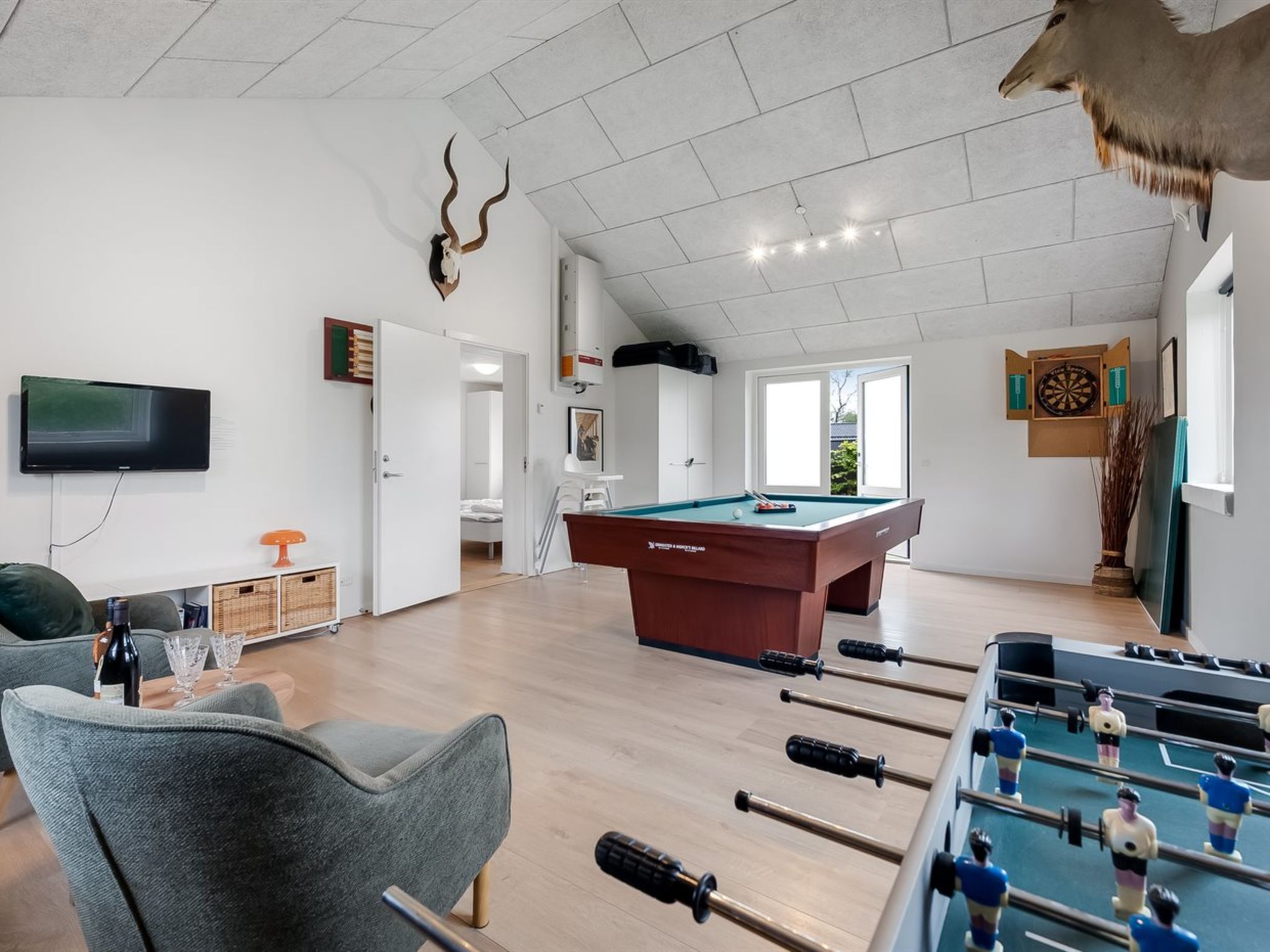 "Angret" - 200m from the sea