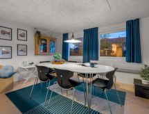 Vakantiehuis in Ebeltoft op 1,3 km van zee met open haard - thumbnail 2