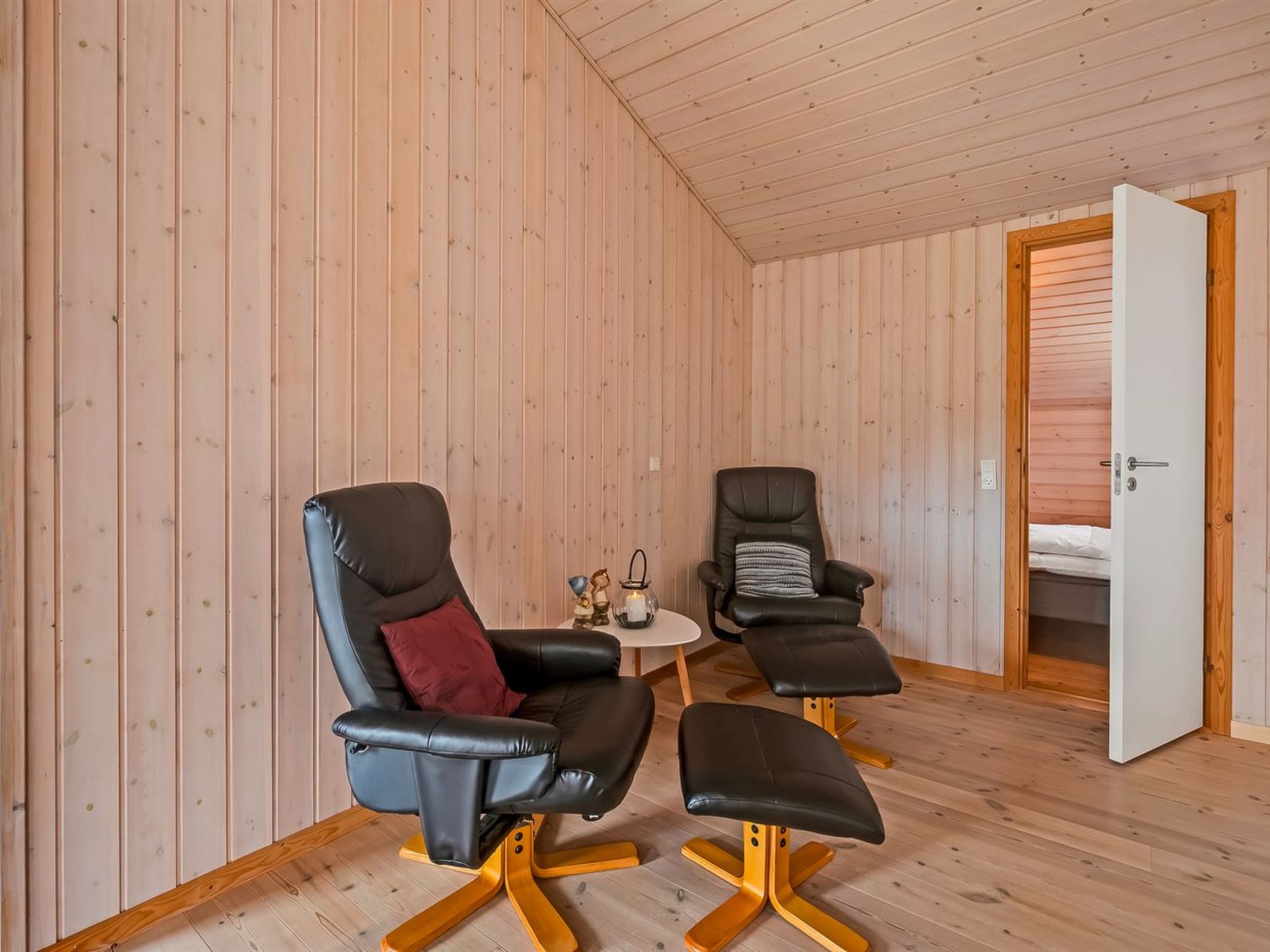 "Vilhelm" - 7.5km from the sea - Inside