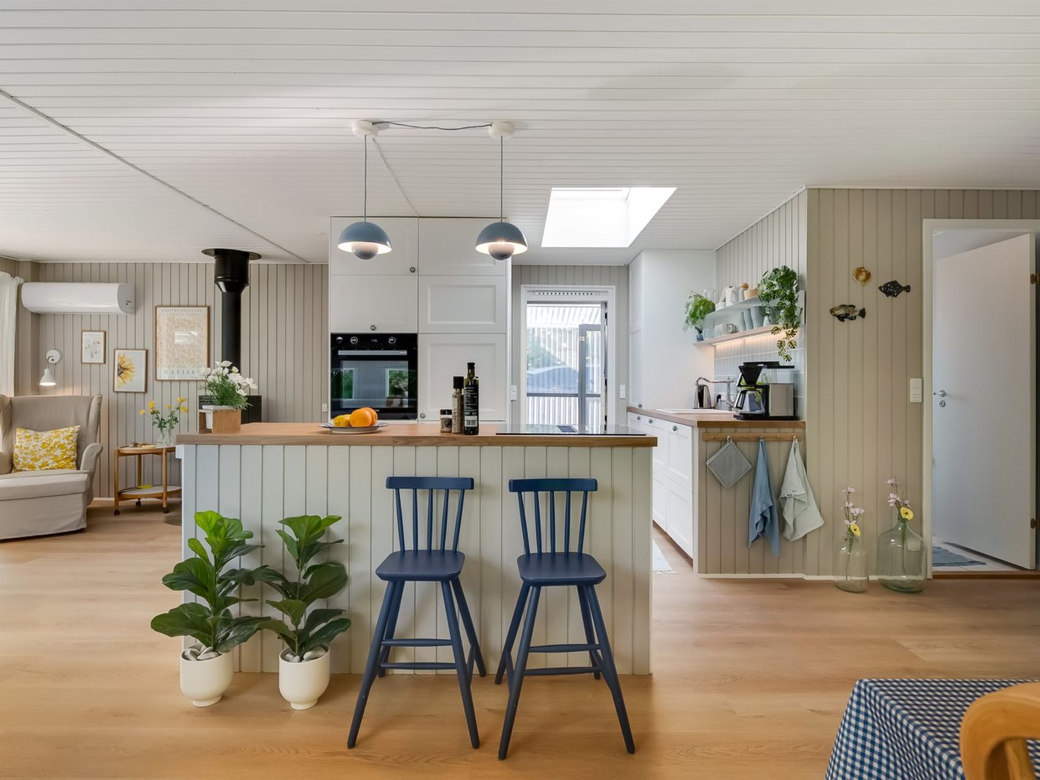 "Skuli" - 300m from the sea - Dedans