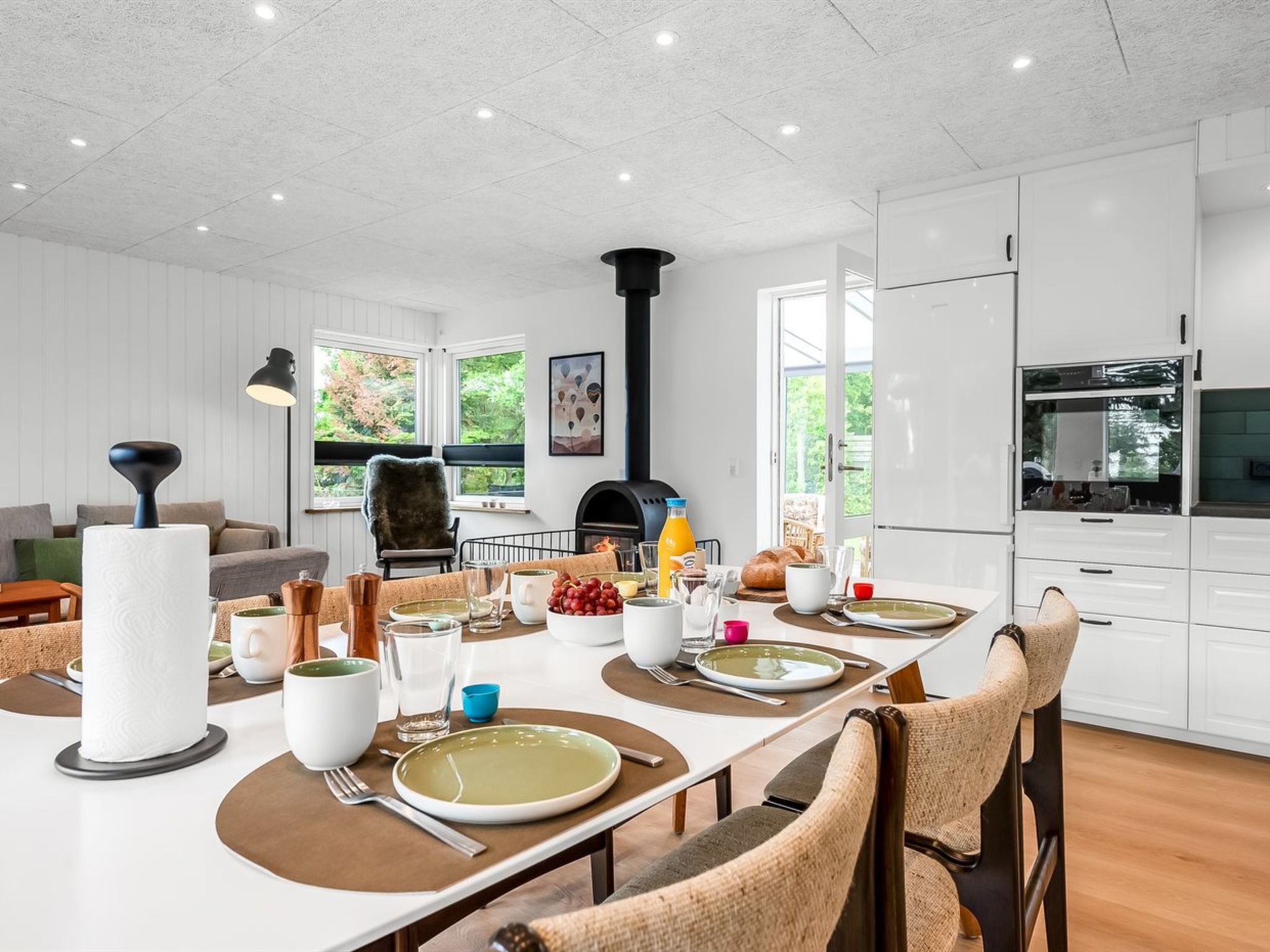 "Aischa" - 1.5km from the sea - Binnen