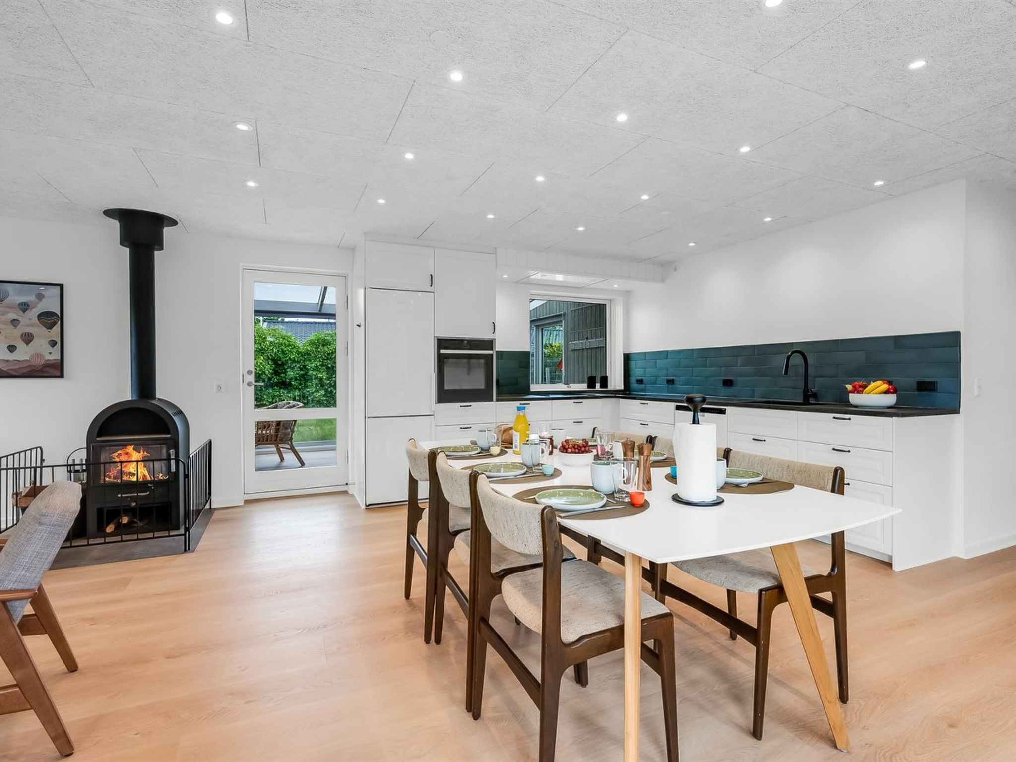 "Aischa" - 1.5km from the sea - Binnen