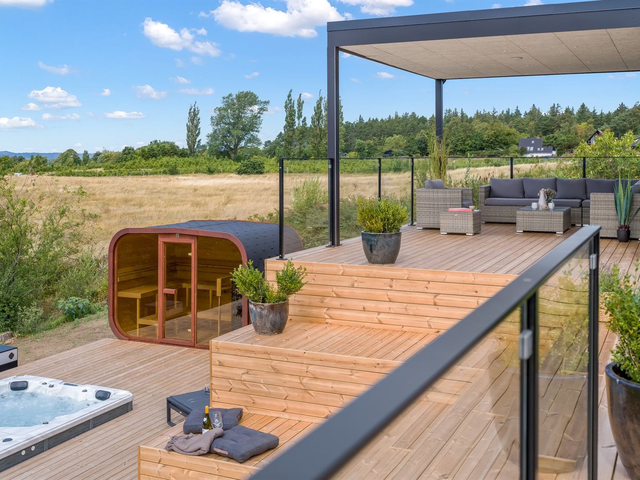 "Hubertina" - 900m from the sea - Buiten