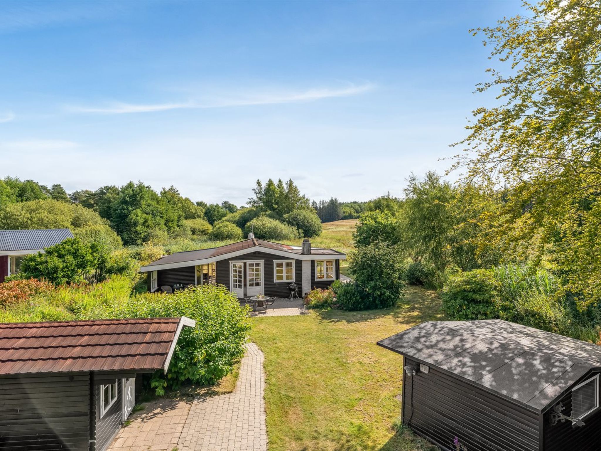 "Roar" - 7.5km from the sea - Buiten